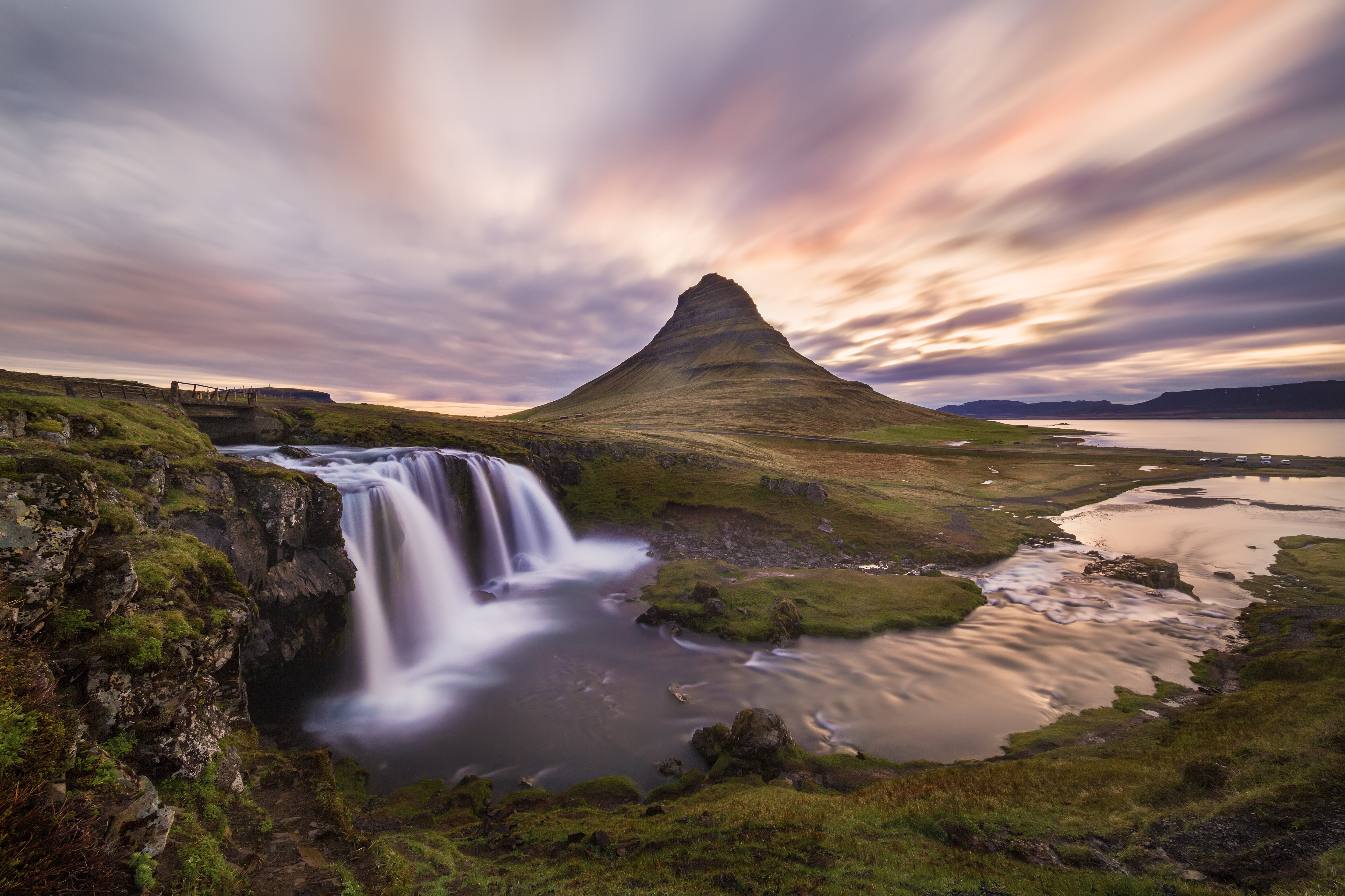 Kirkjufell and Kirkjufellsfoss Waterfall in Iceland HD Wallpaper