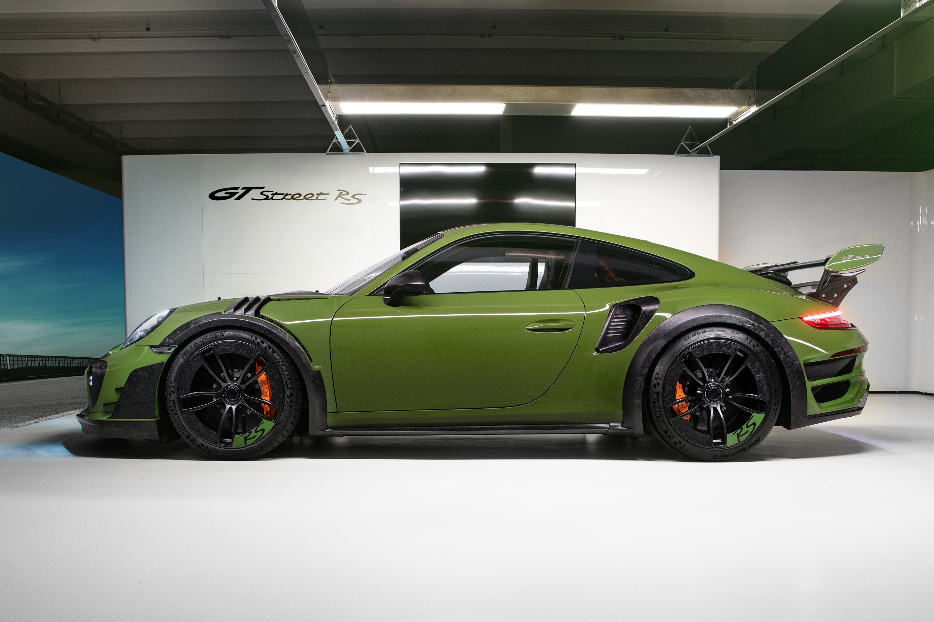 Green Porsche 911 Turbo S GT Street RS HD Wallpaper