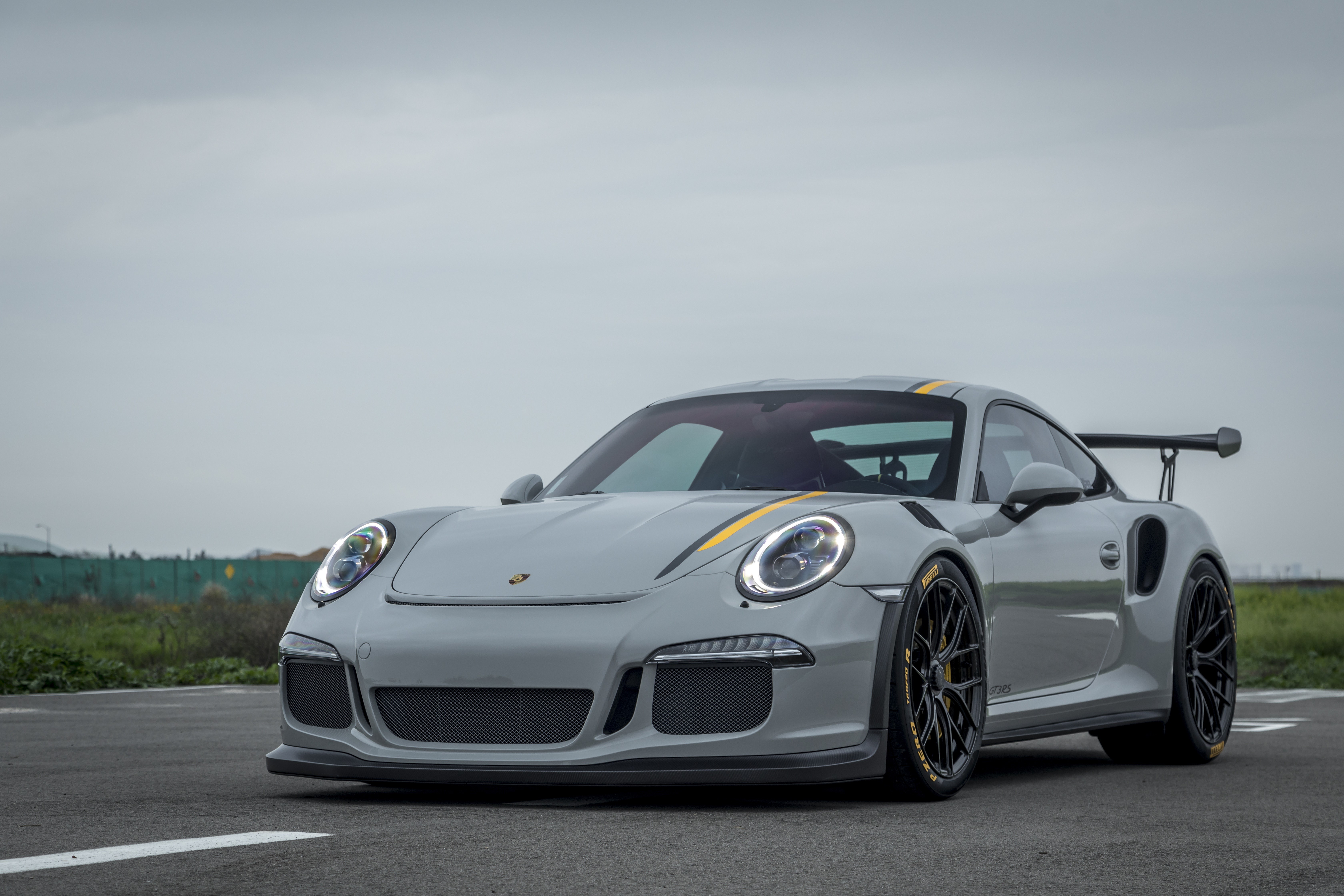Grey Porsche 911 GT3 RS HD Wallpaper