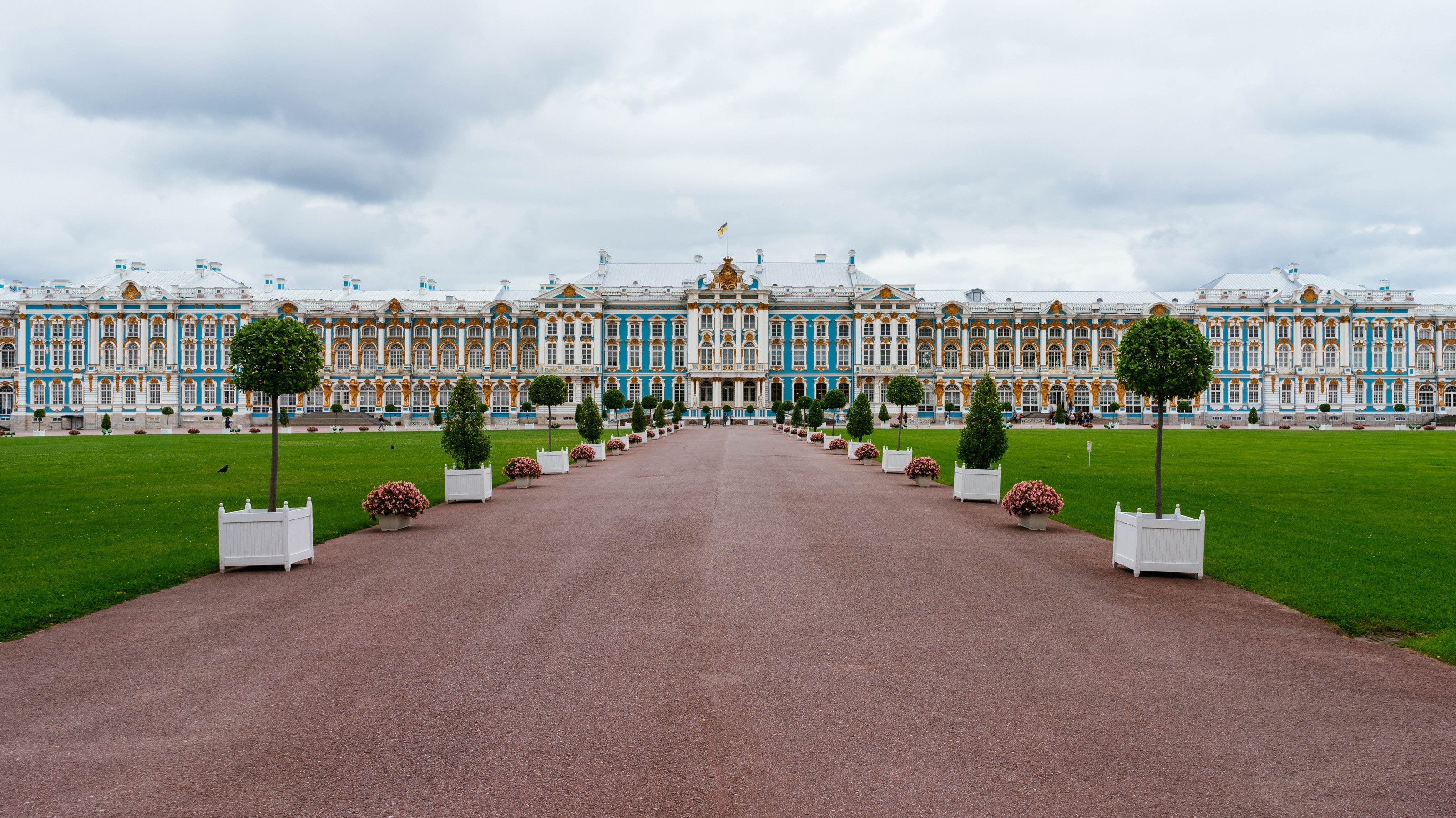 Catherine Palace in St. Petersburg, Russia HD Wallpaper