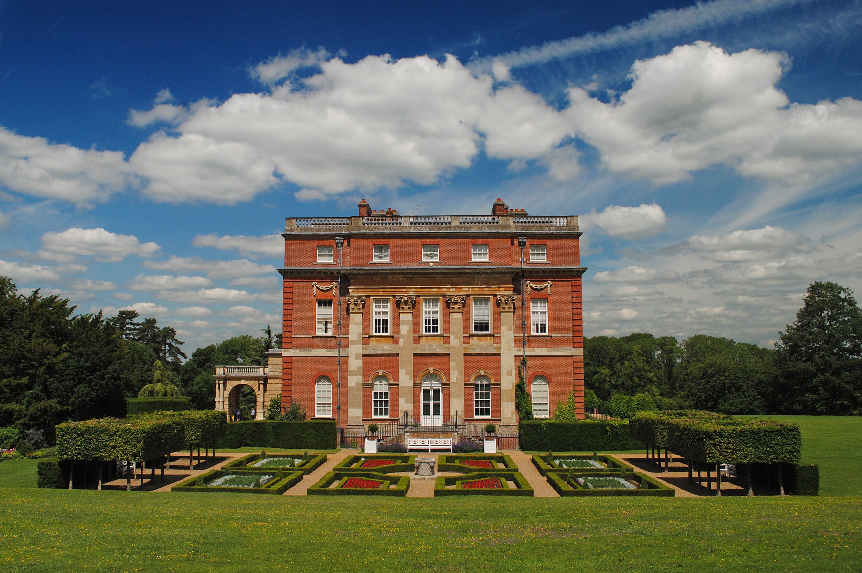 Clandon Park House in Surrey, United Kingdom HD Wallpaper