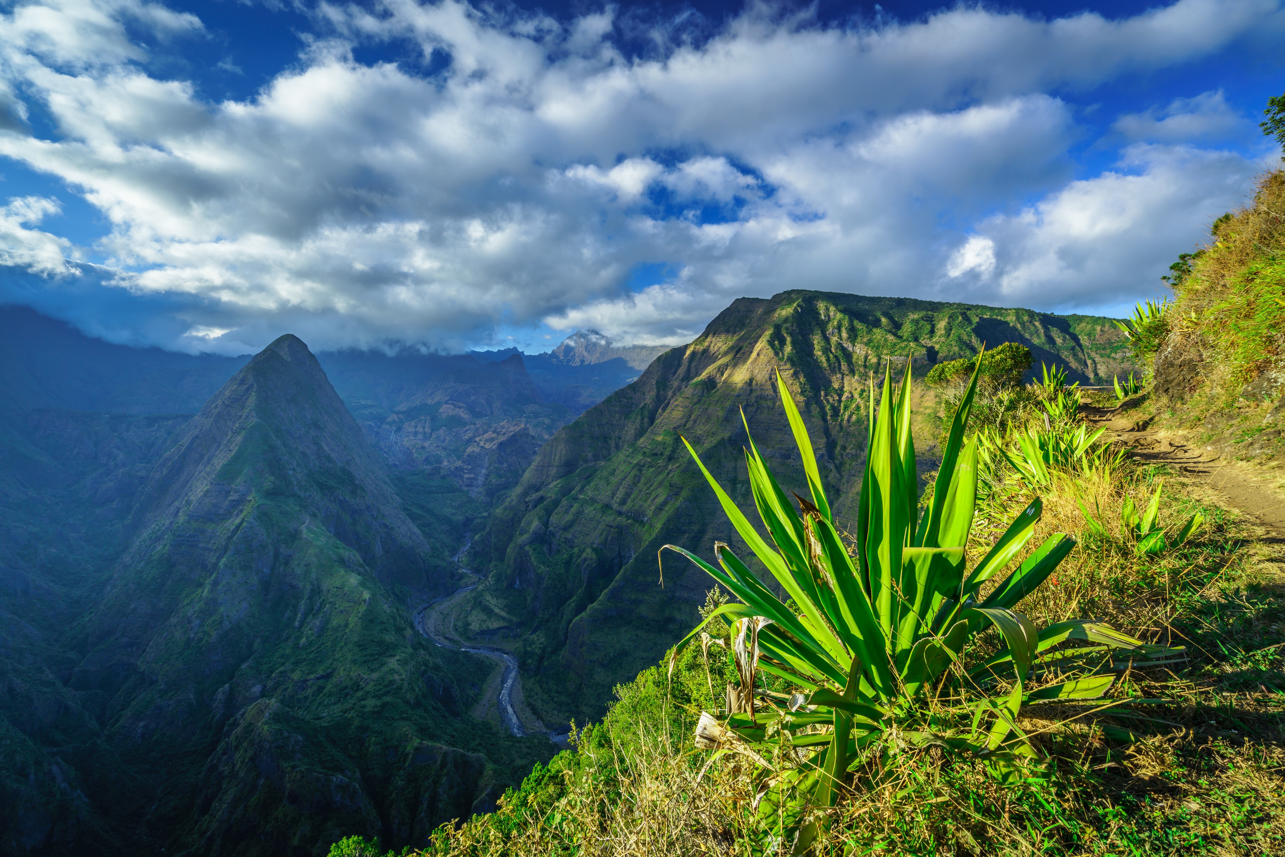 4K Mountains and Valley in France HD Wallpaper