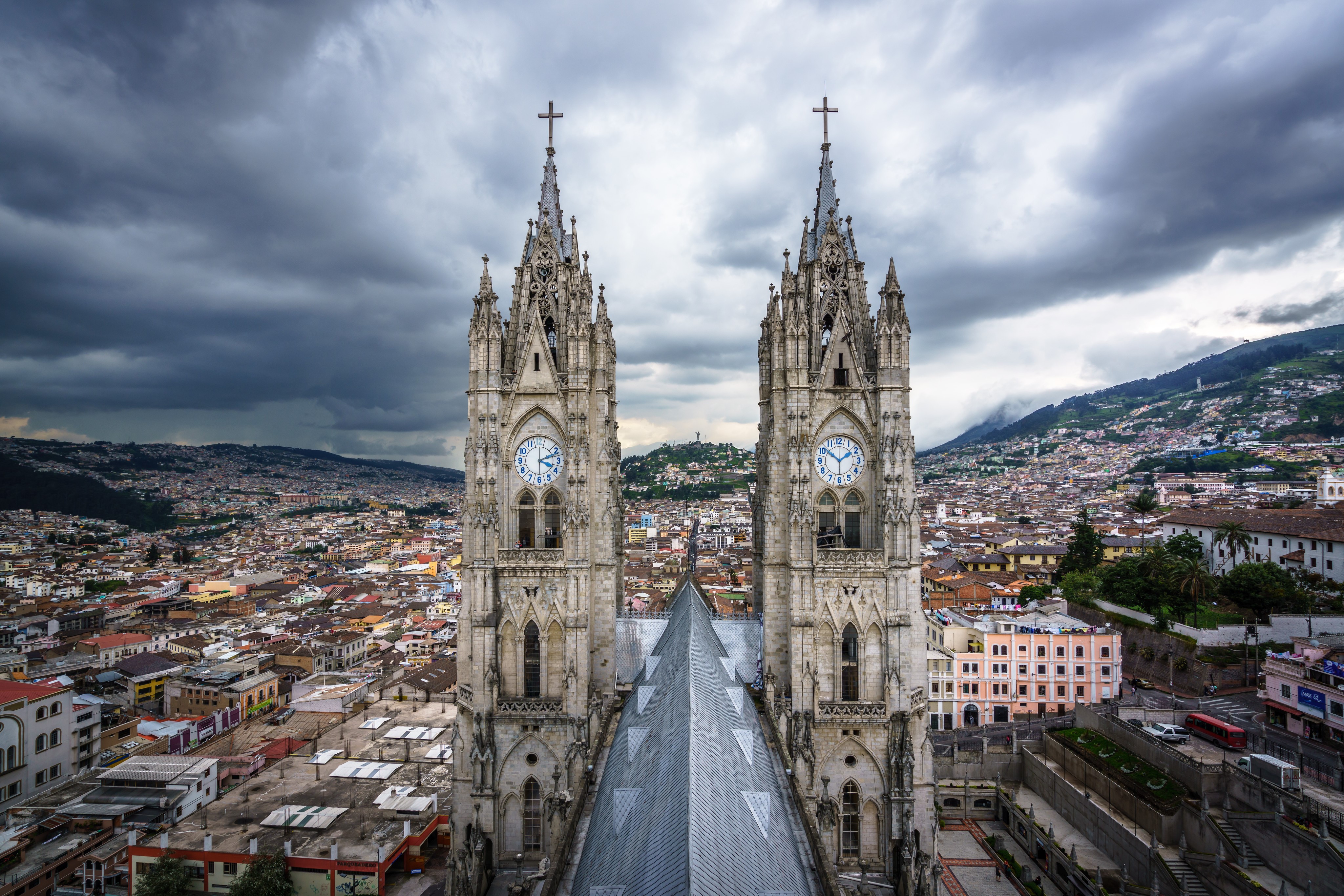 Basilica of the National Vow, Quito, Ecuador HD Wallpaper
