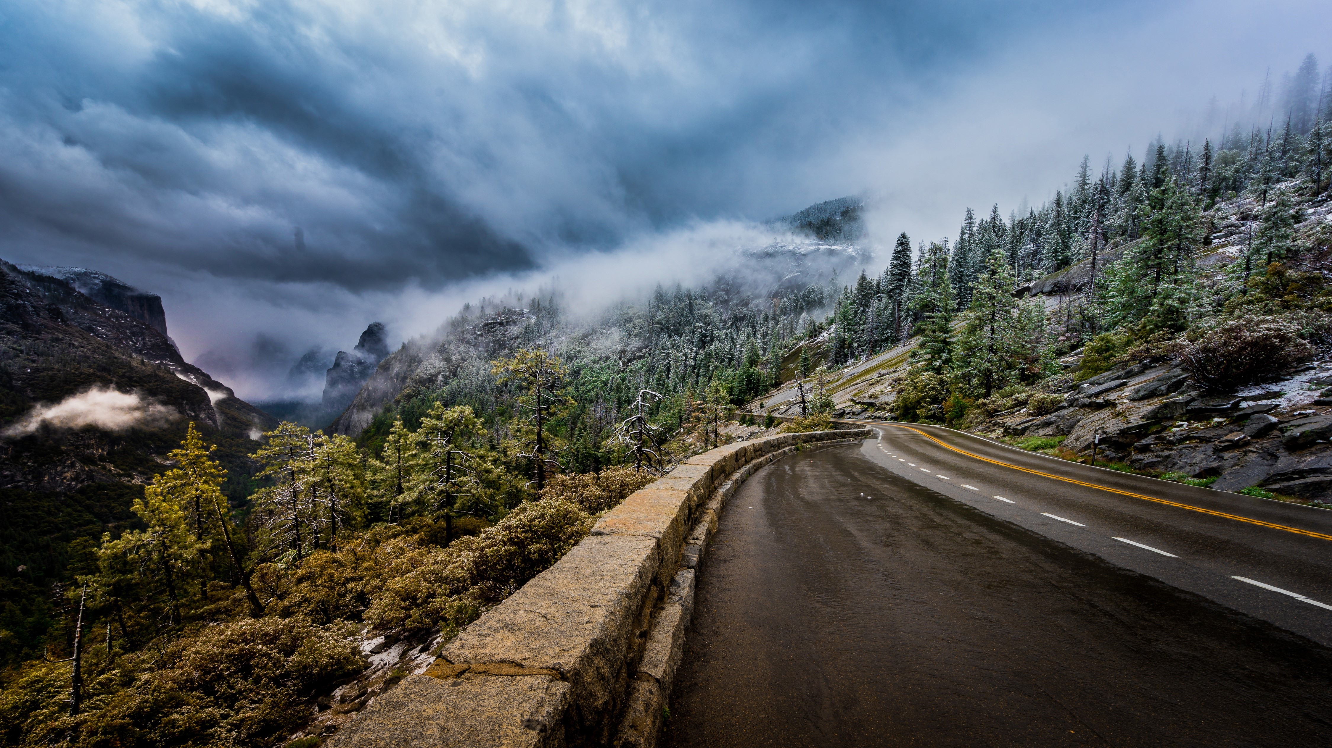 Road through Yosemite National Park, Sierra Nevada, California HD Wallpaper
