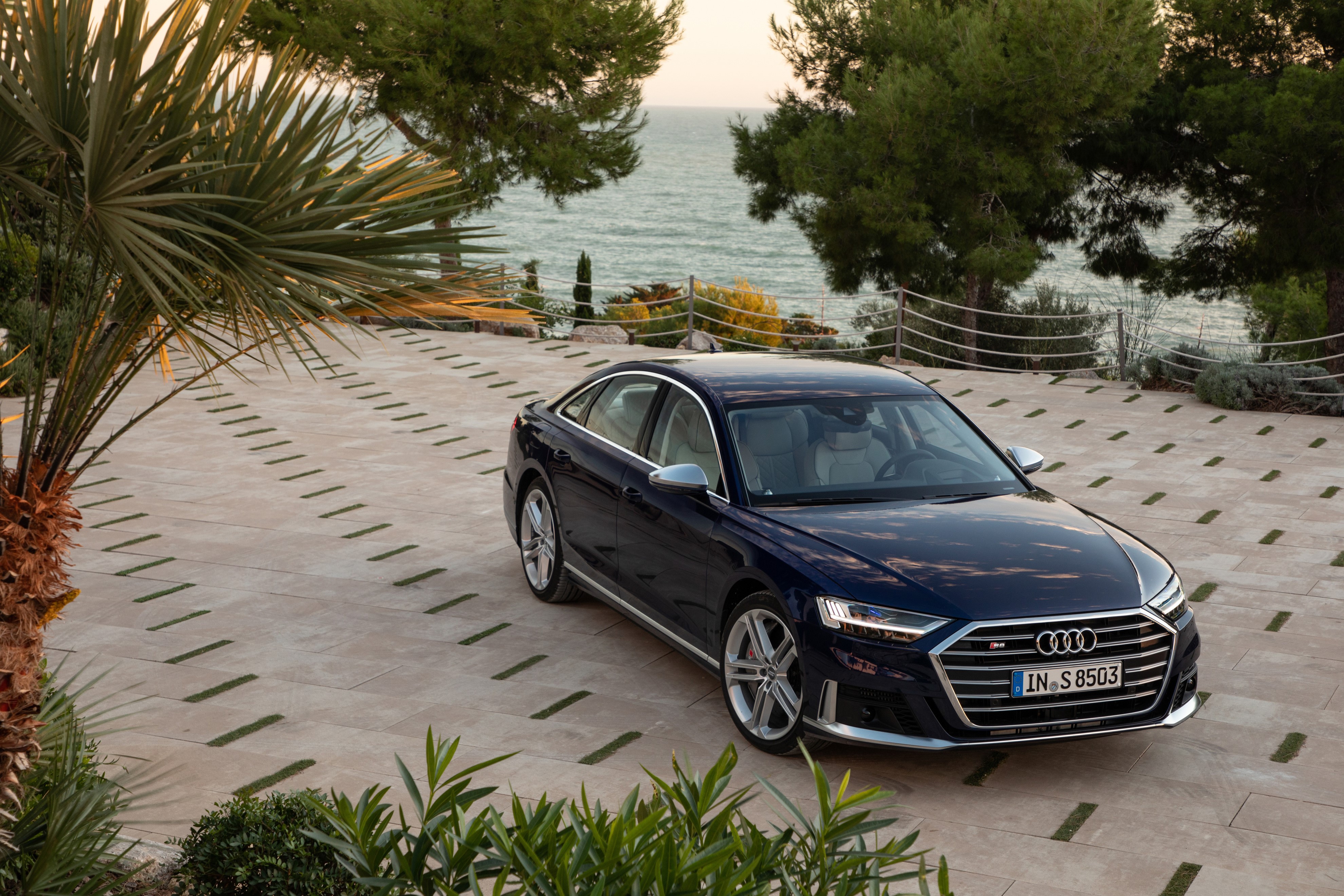 4K 2019-20 Audi S8 Metallic Black HD Wallpaper