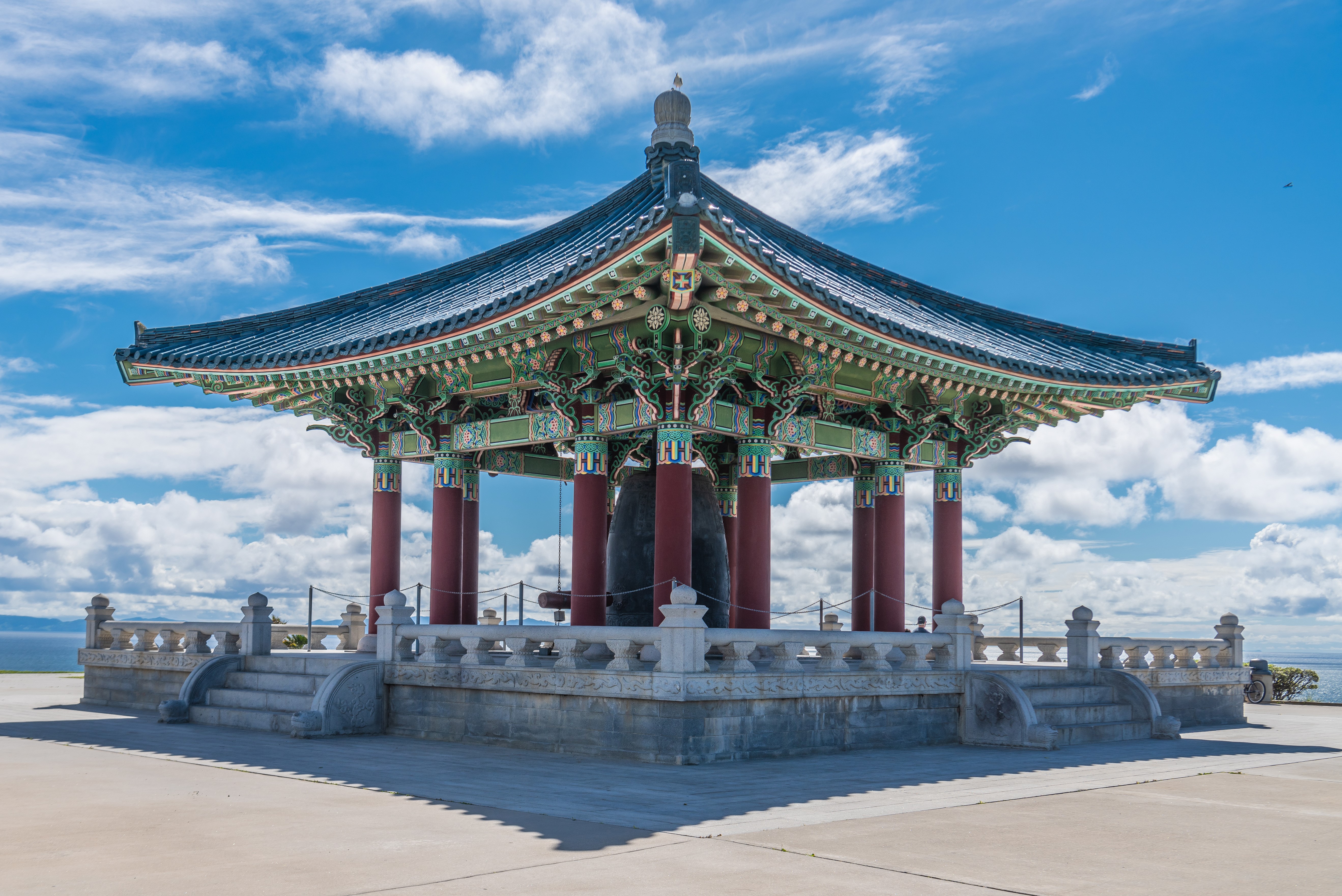 Korean Friendship Bell in San Pedro, California HD Wallpaper