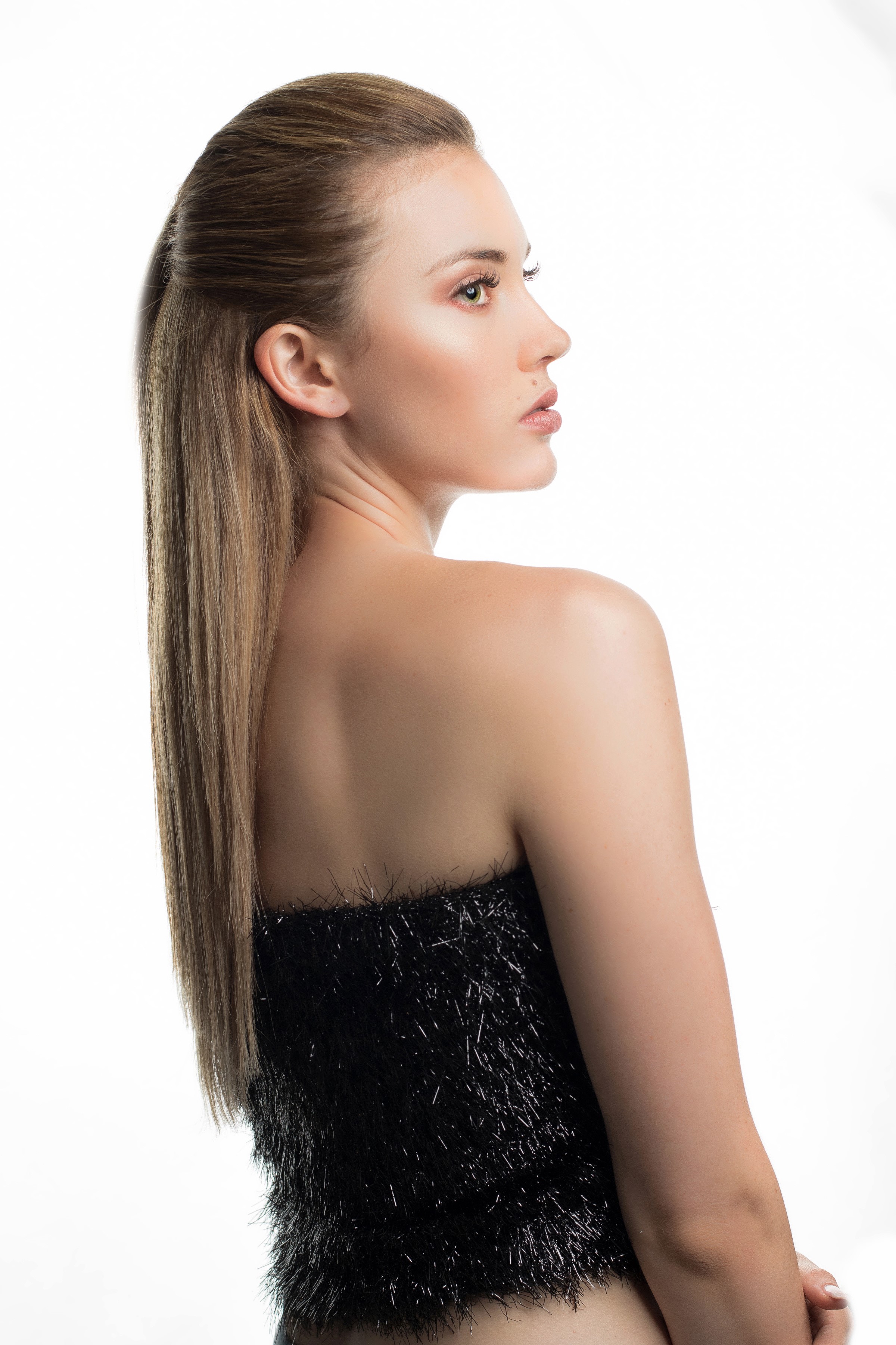 Blonde woman with long hair on white background HD Phone Wallpaper
