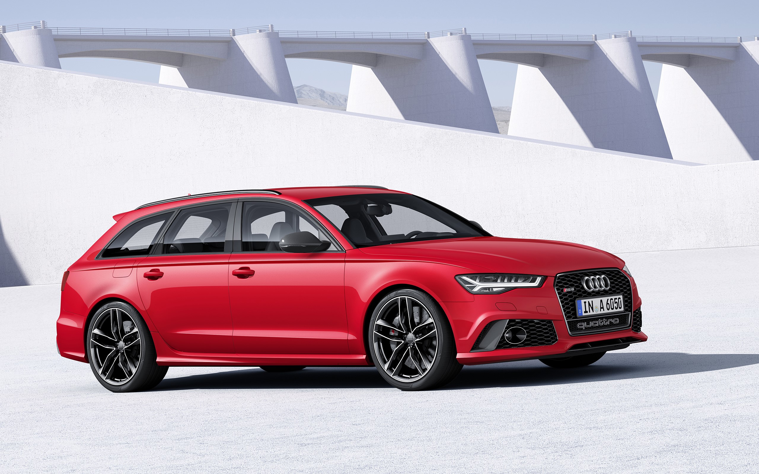 Red 2015 Audi RS6 Avant Estate Car HD Wallpaper