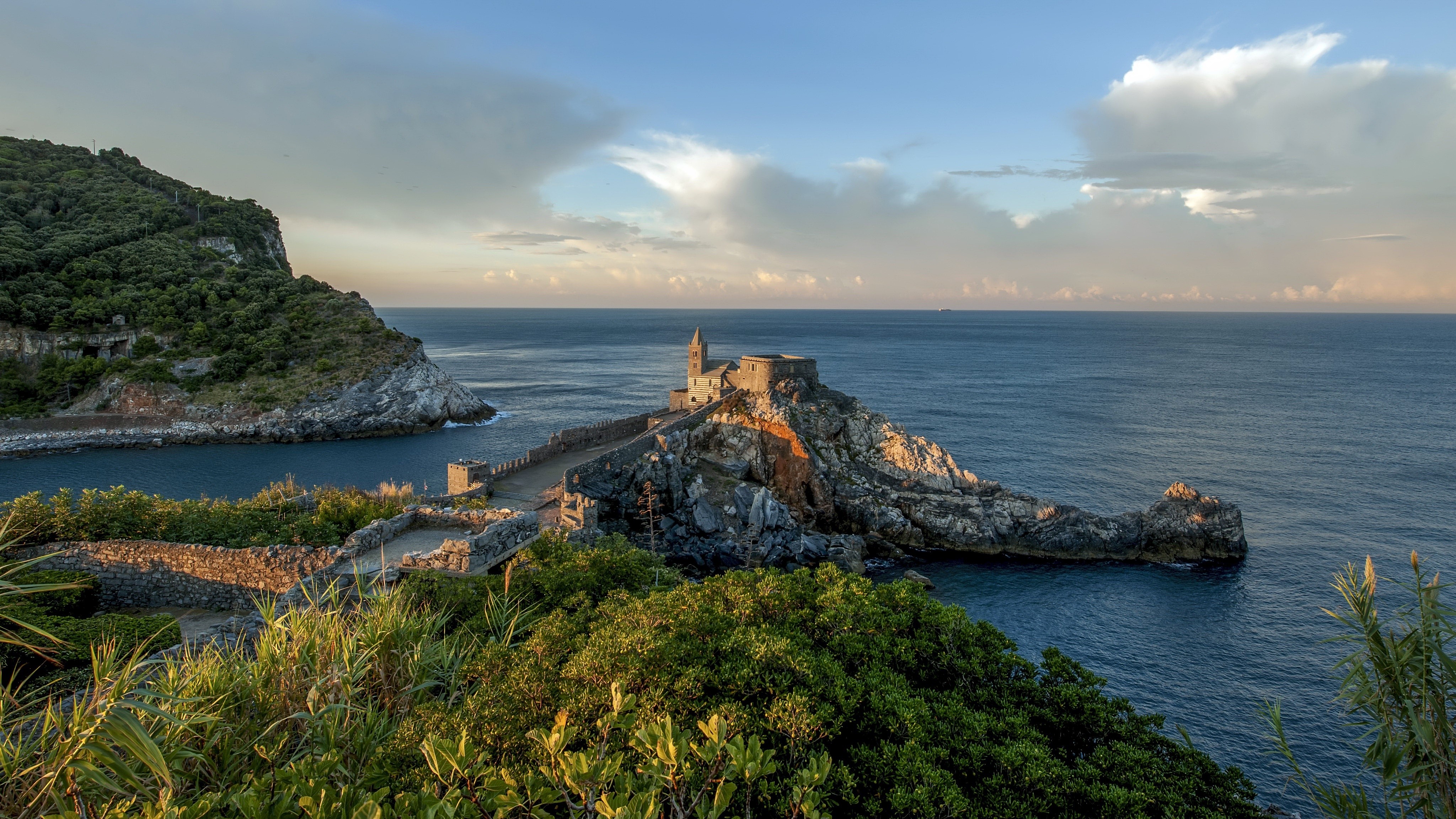 4K Portovenere, Italy Coastline with Church HD Wallpaper