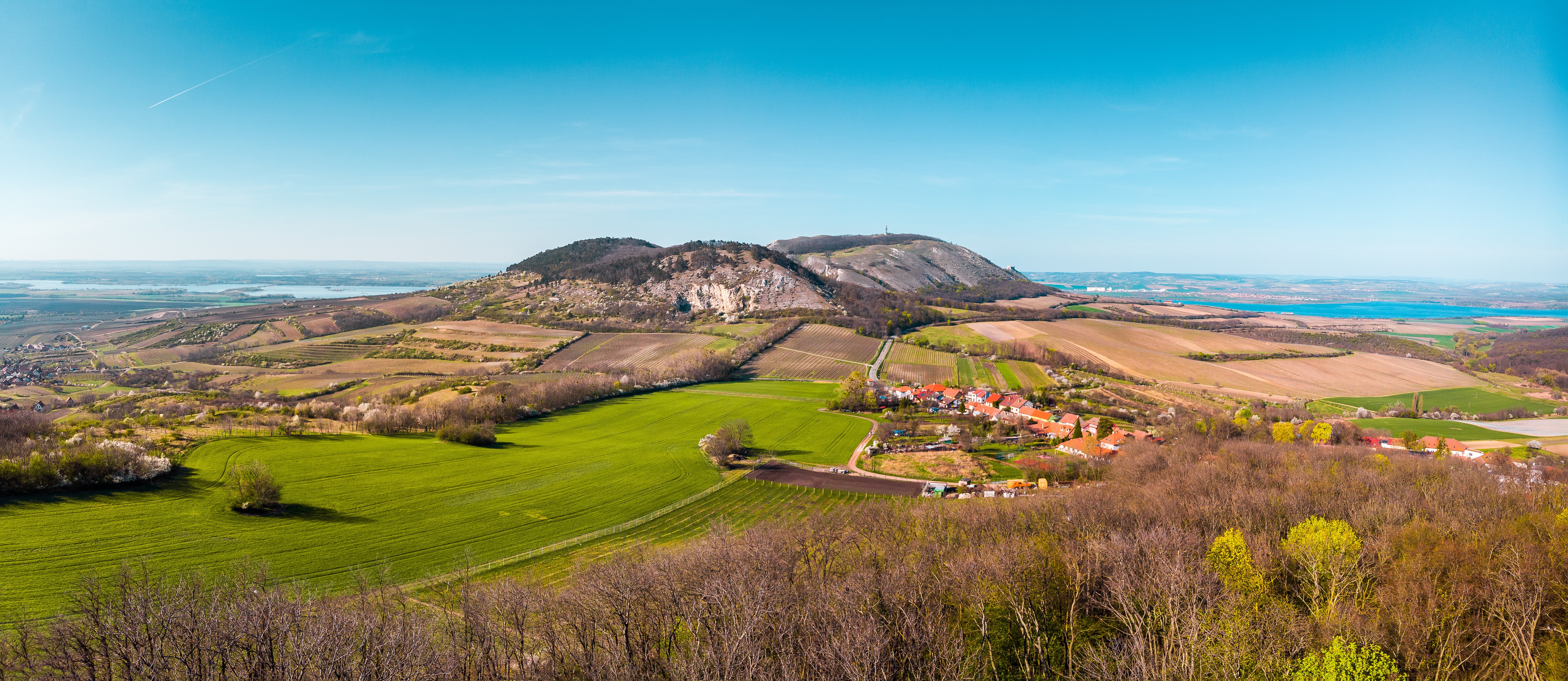 Panoramic view of hills and fields in the Czech Republic HD Wallpaper