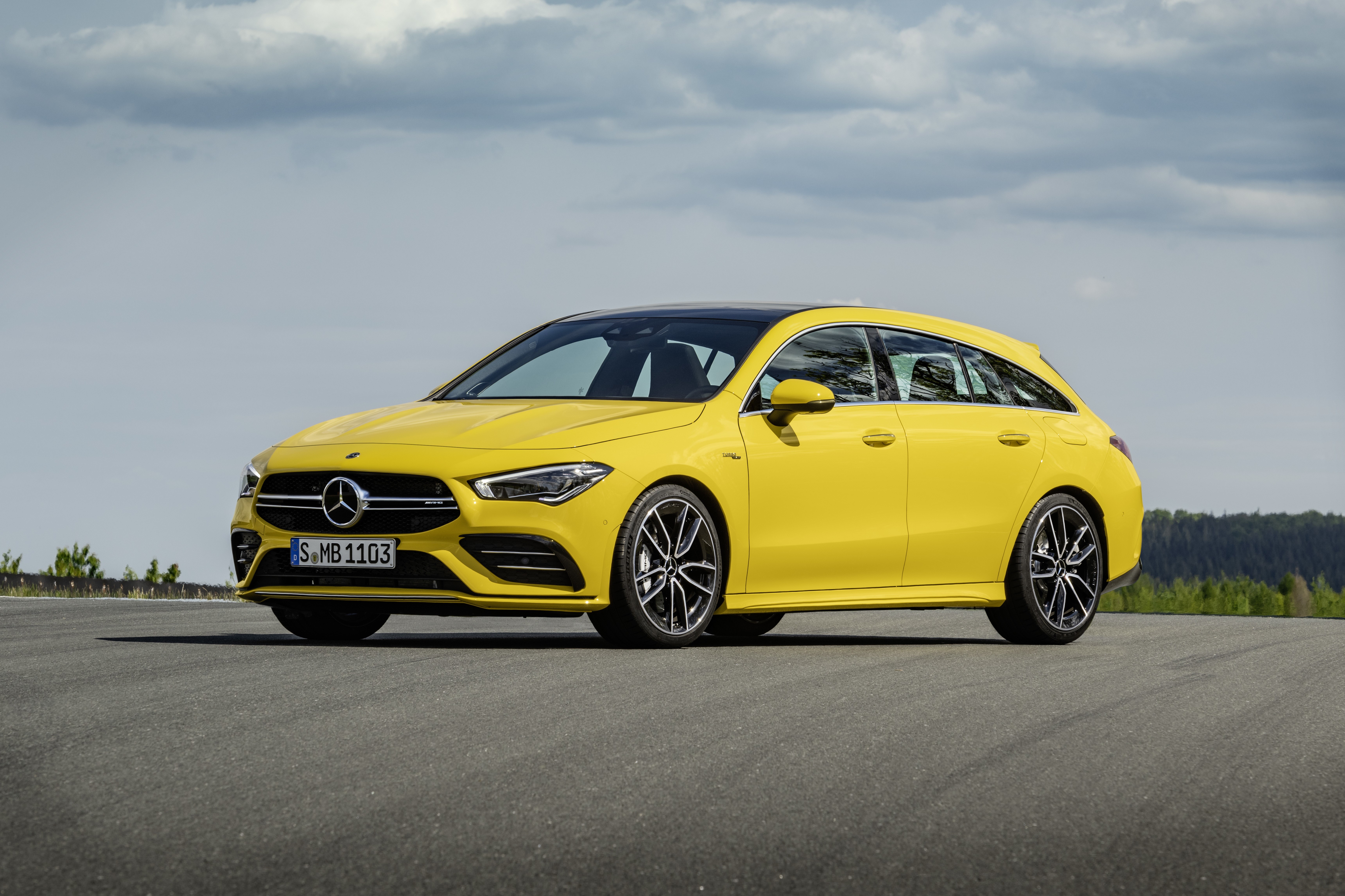 Yellow Mercedes-Benz CLA 4Matic Estate car HD Wallpaper