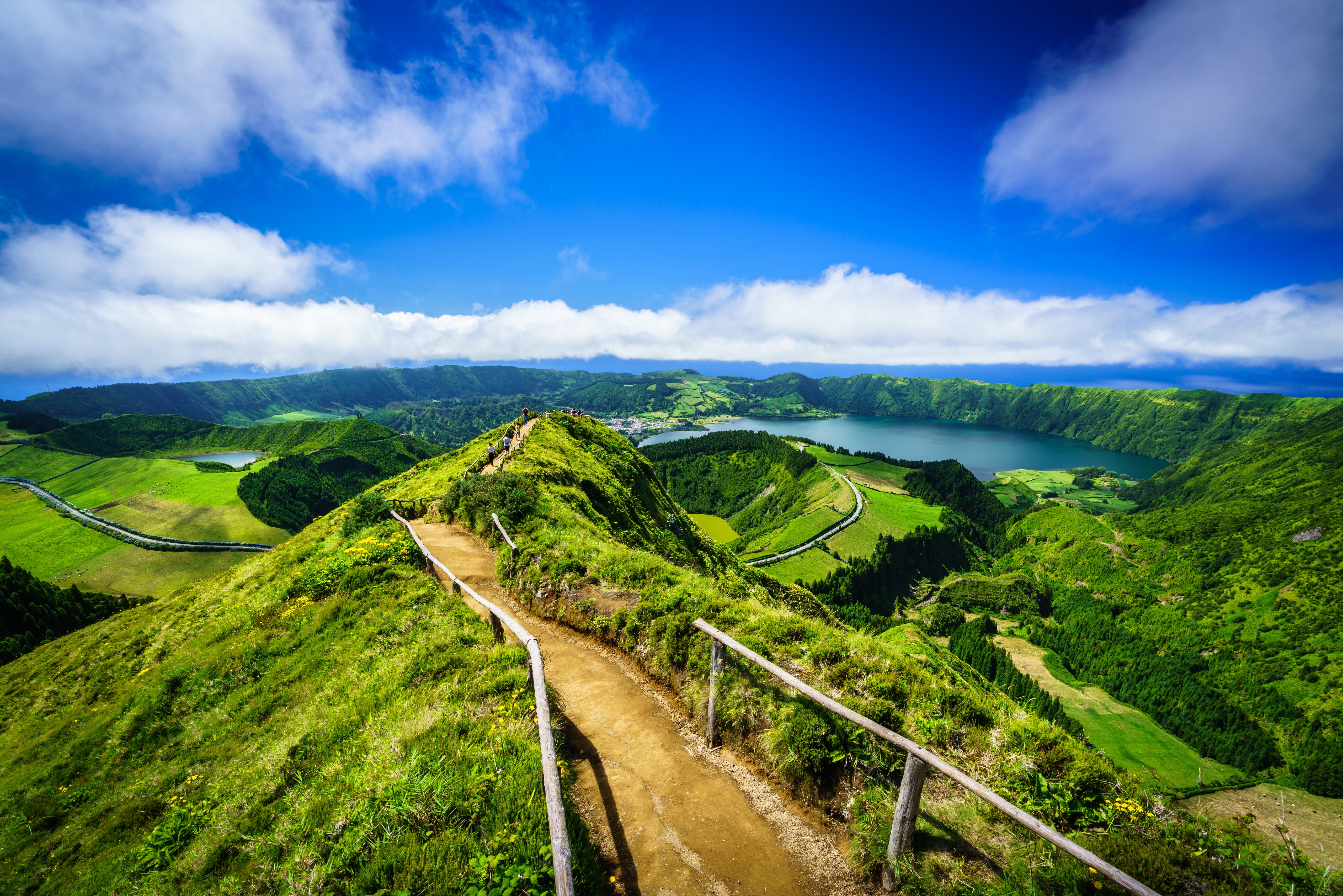 4K View of Miradouro da Boca do Inferno in Azores HD Wallpaper