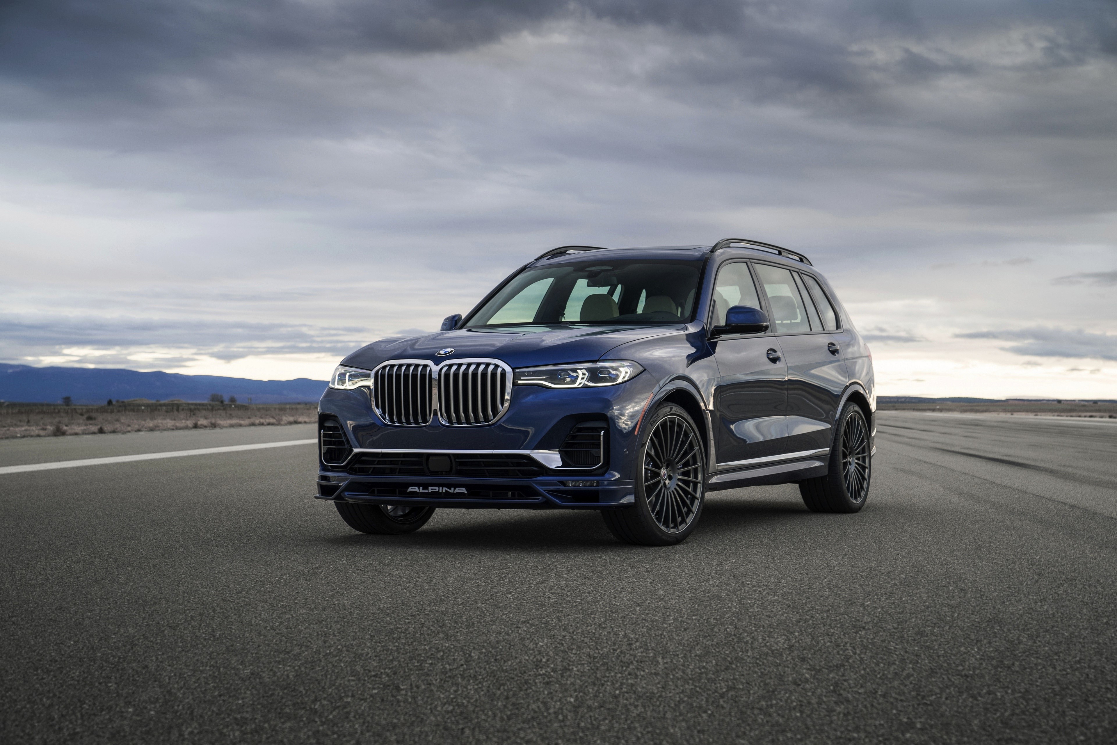Blue 2020 BMW X7 G07 Alpina Crossover HD Wallpaper