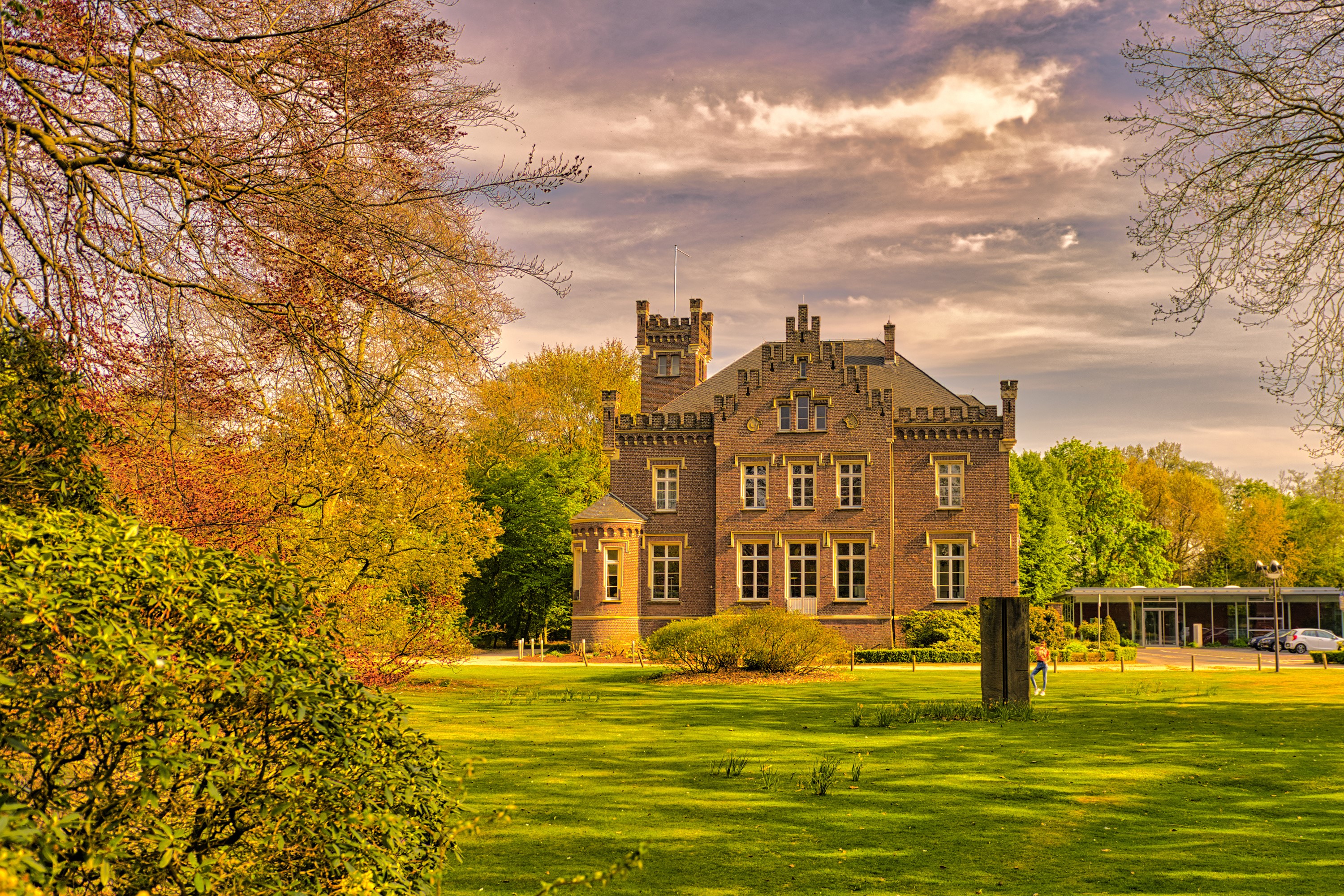 Rathaus Geldern, Germany, Mansion with Autumn Trees HD Wallpaper