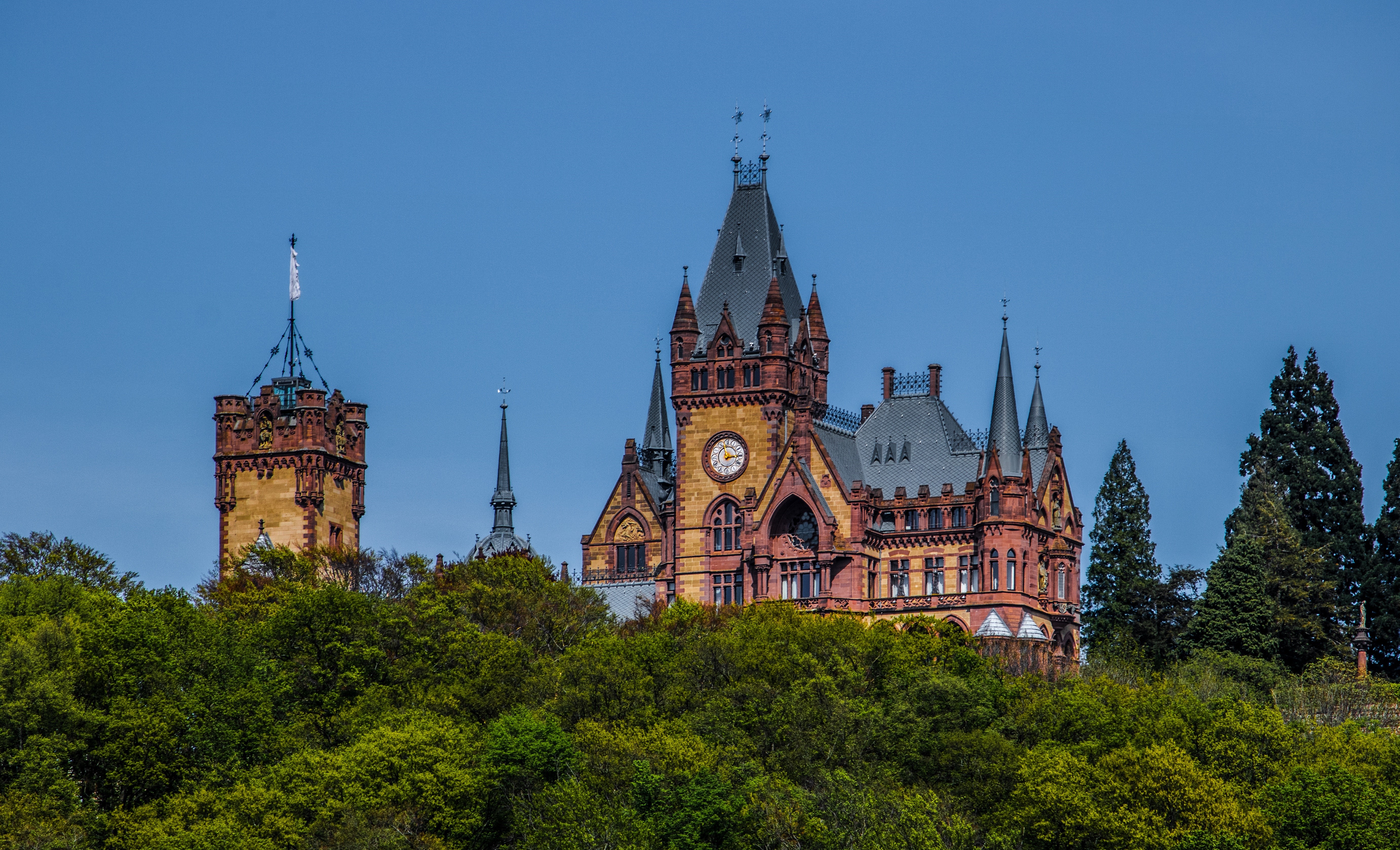 Drachenburg Castle in North Rhine-Westphalia, Germany HD Wallpaper