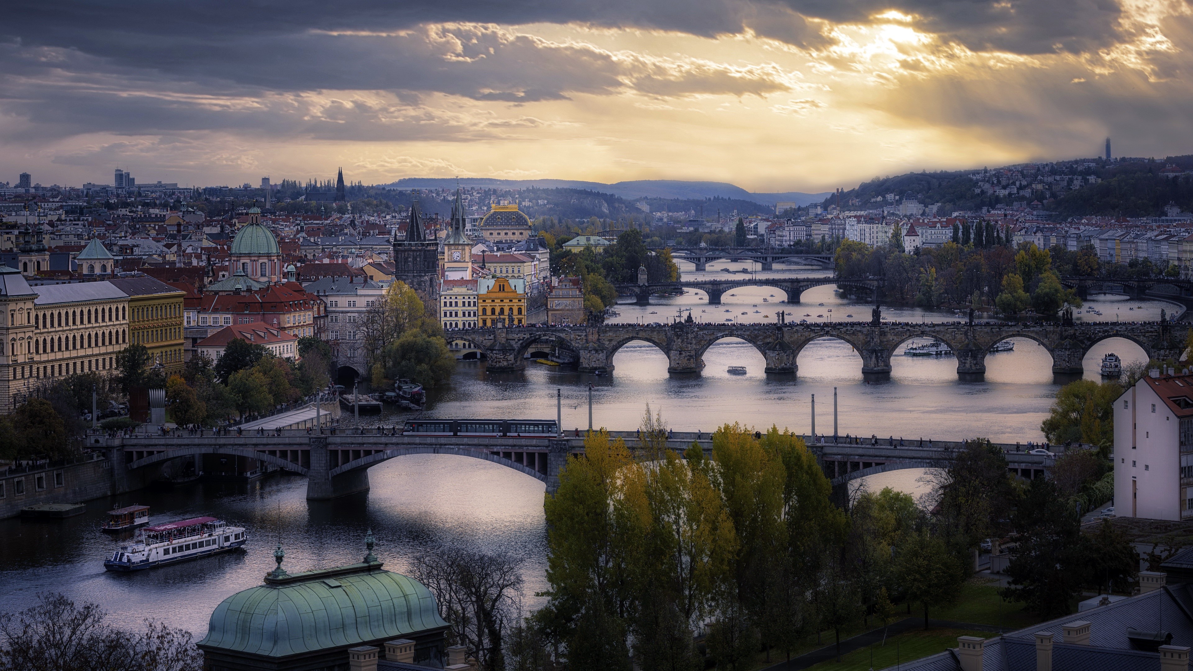 Prague, Czech Republic, Bridges over Vltava River HD Wallpaper