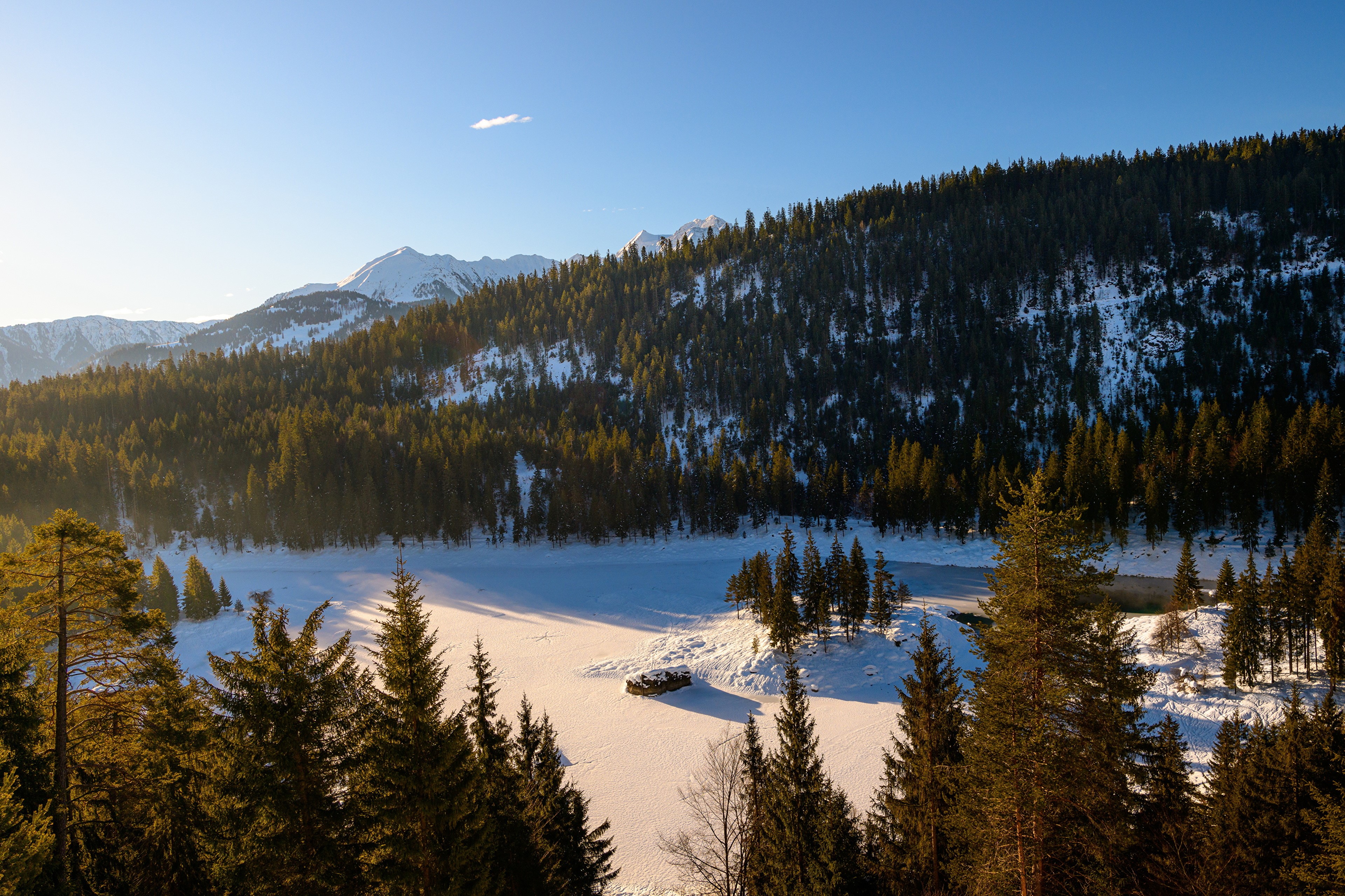 4K Lake Cauma Flims Switzerland Mountains Forest Morning HD Wallpaper
