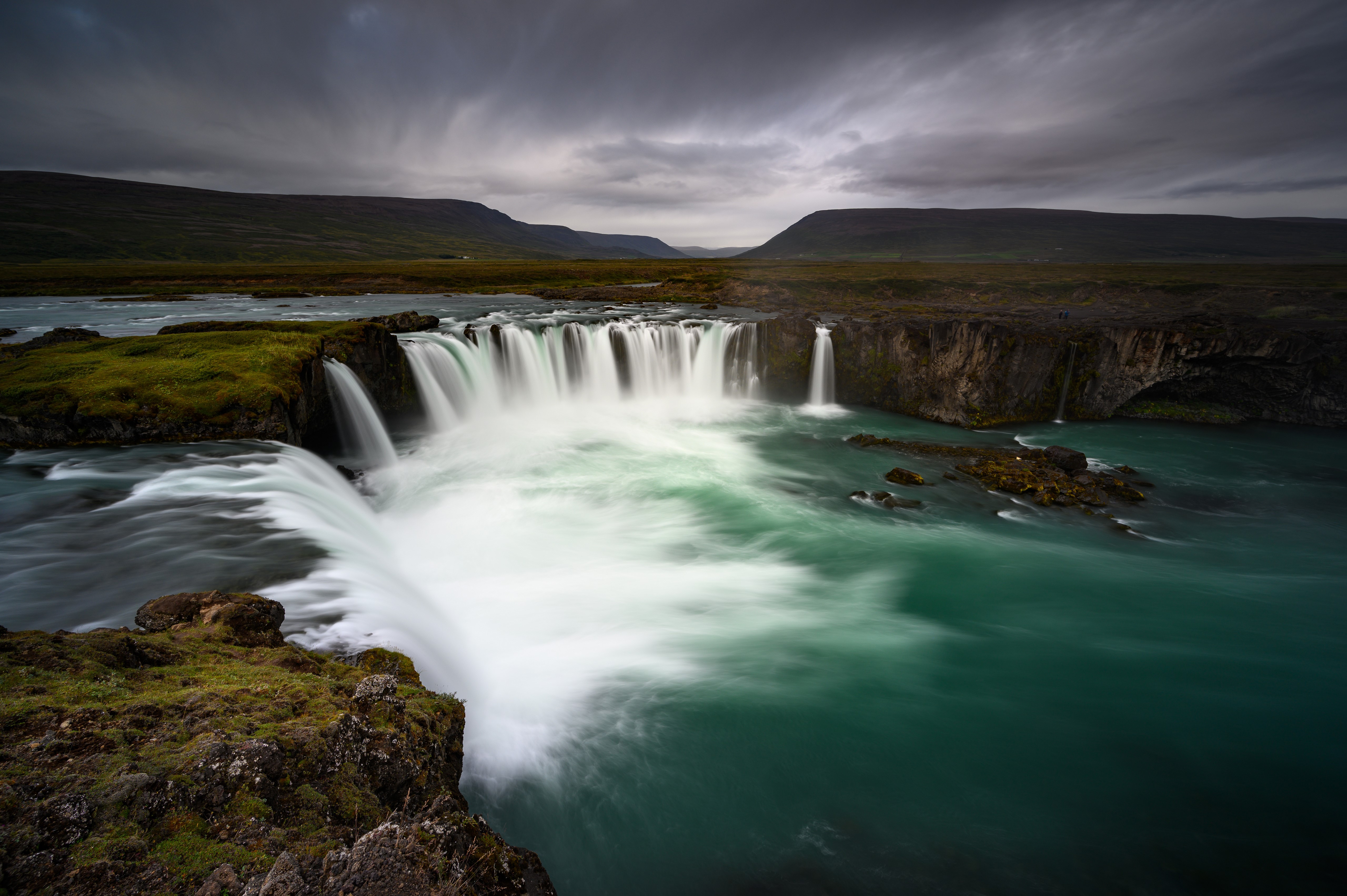 Godafoss Waterfall in Nordjurland-ejstra, Iceland HD Wallpaper
