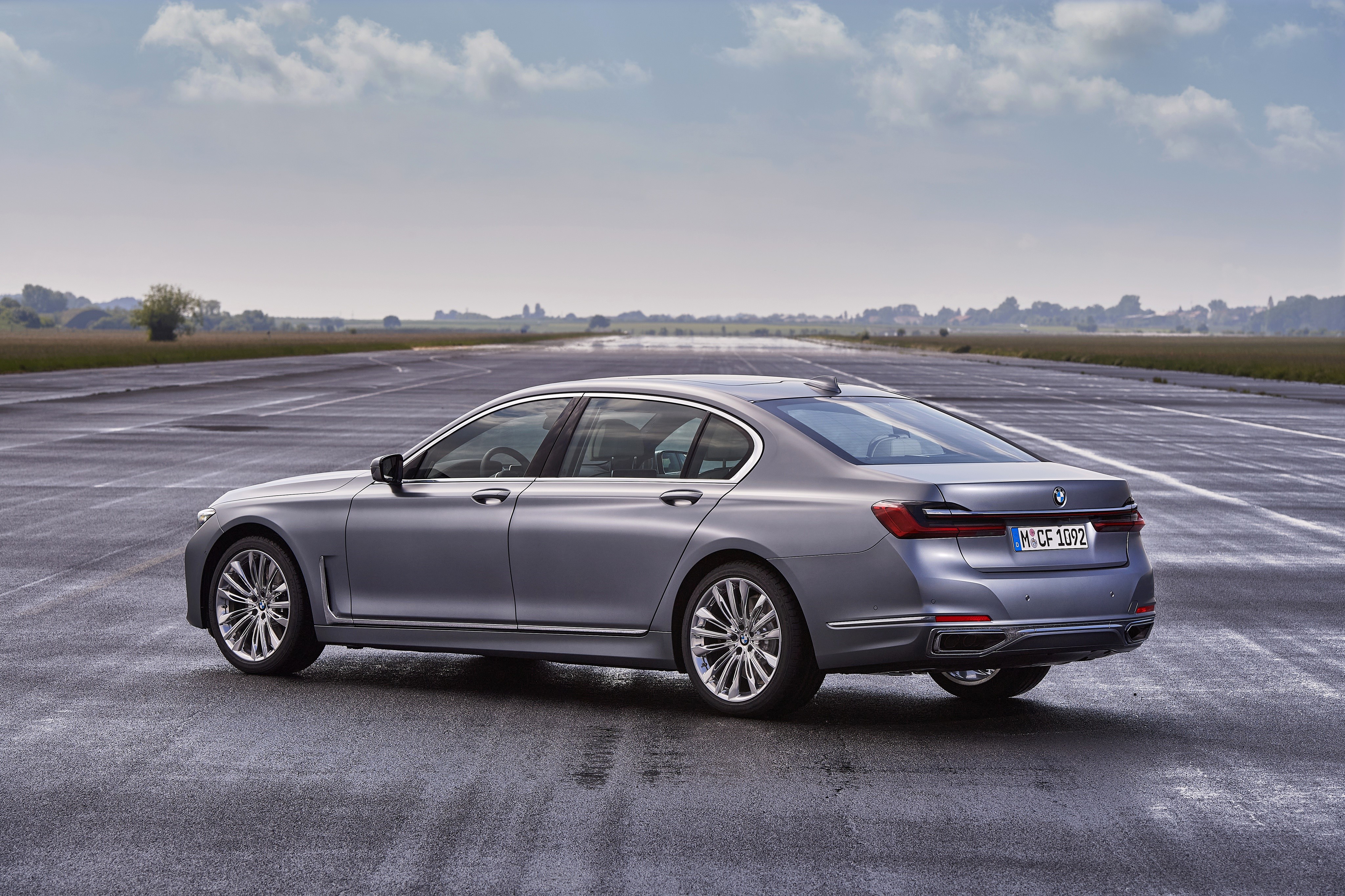 4K Grey Metallic BMW 7 Series Sedan HD Wallpaper