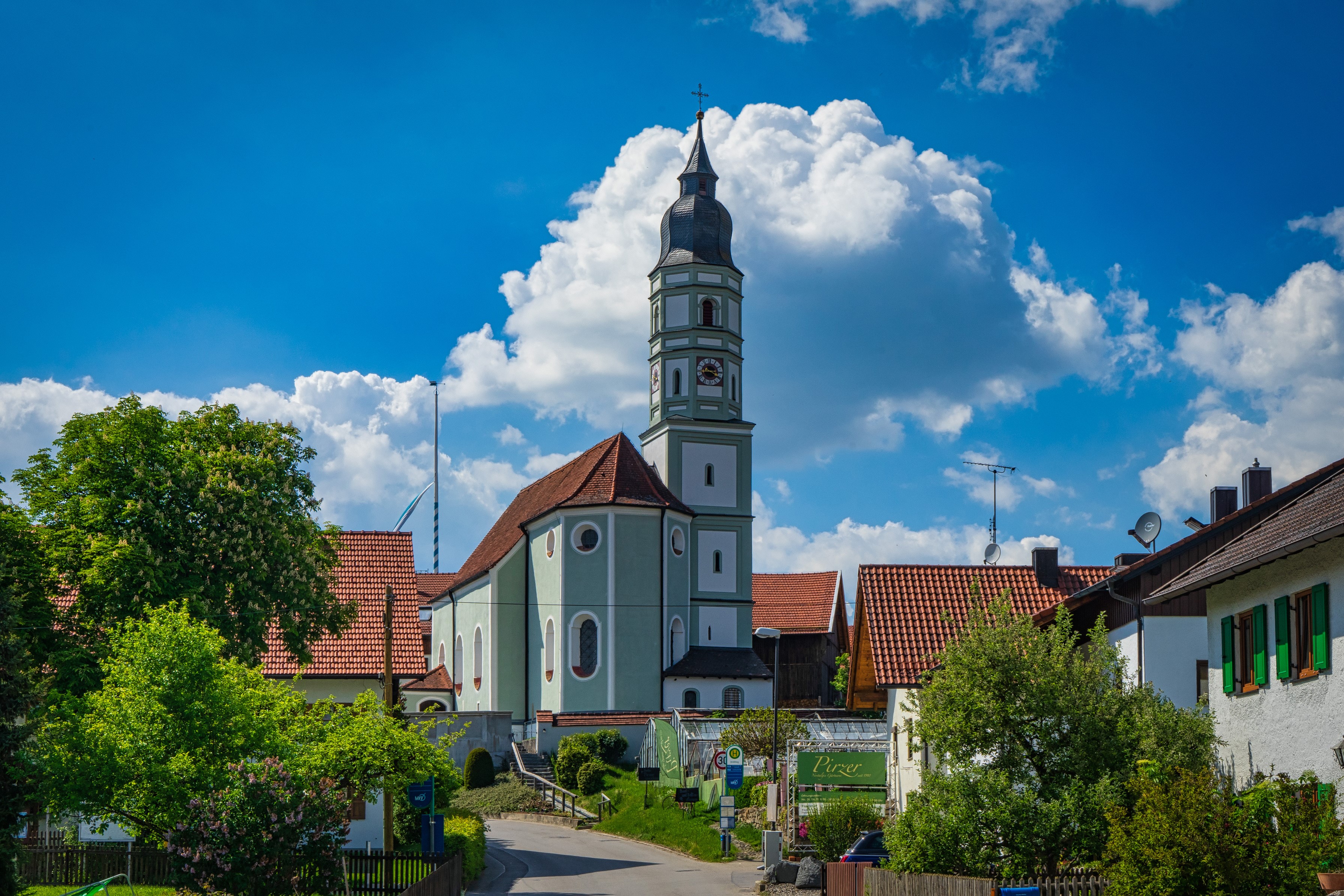 Church in a Bavarian Village HD Wallpaper