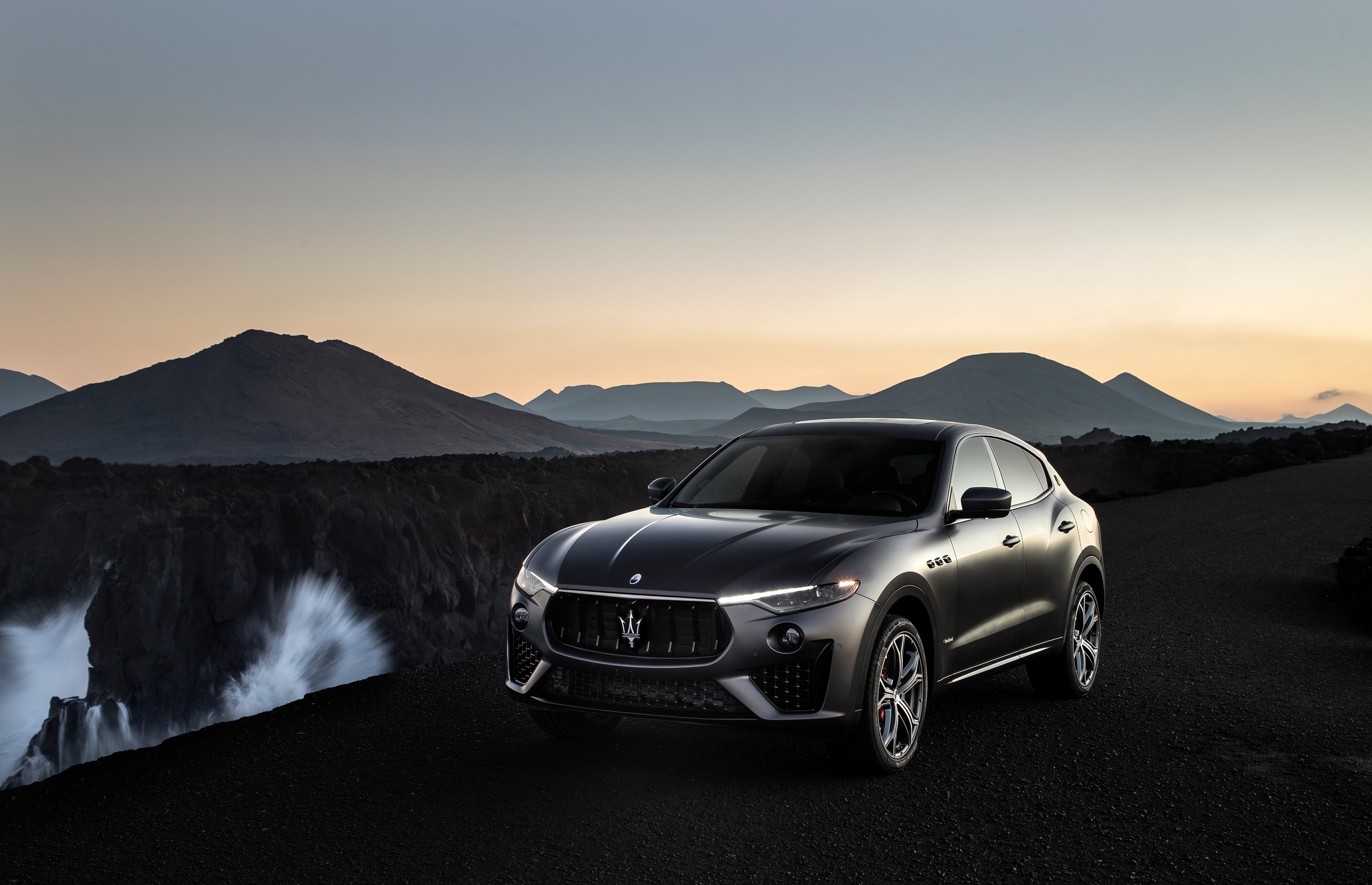 Maserati Levante GranSport Vulcano Crossover HD Wallpaper
