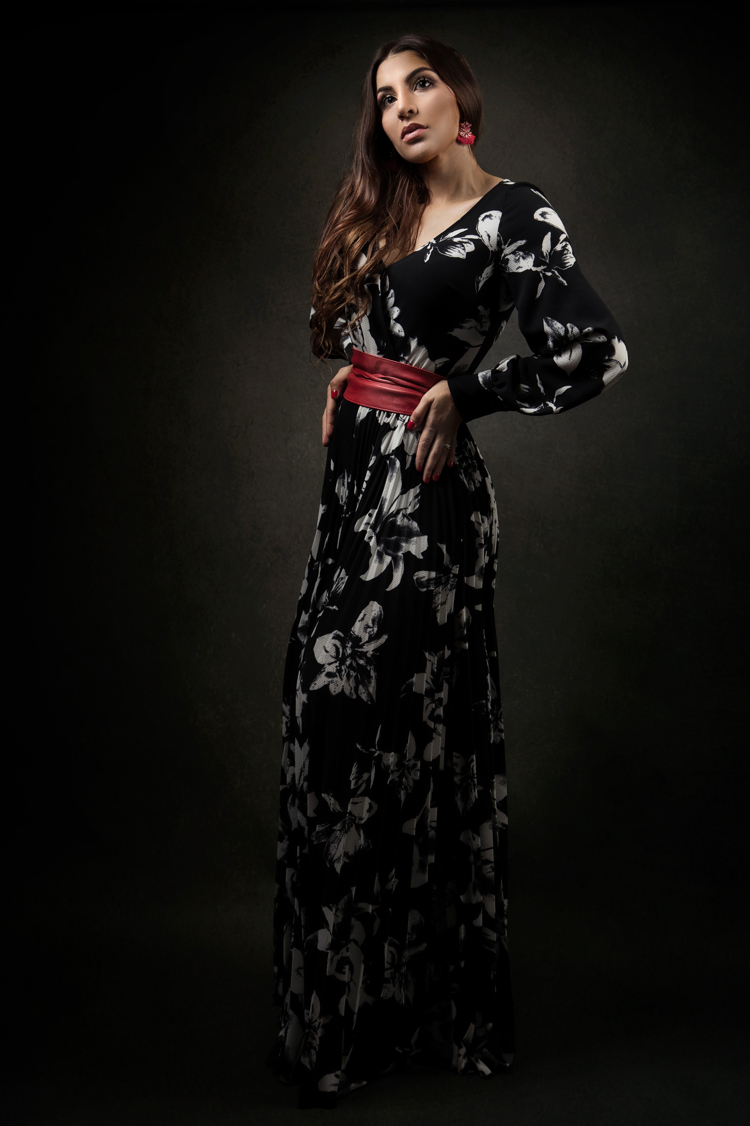Priscila in a floral dress with a red belt HD Phone Wallpaper