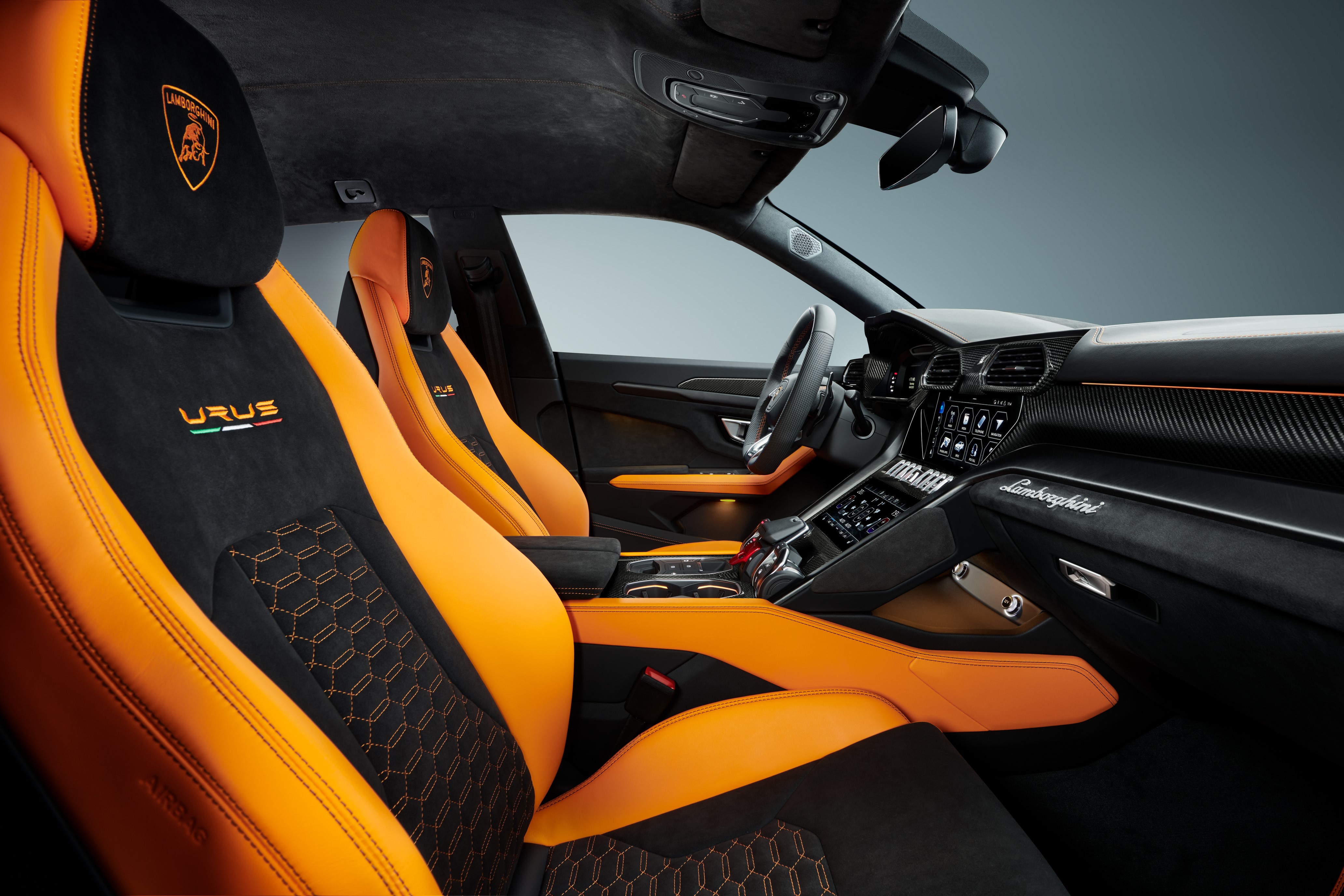Lamborghini Urus interior, 4K HD Wallpaper