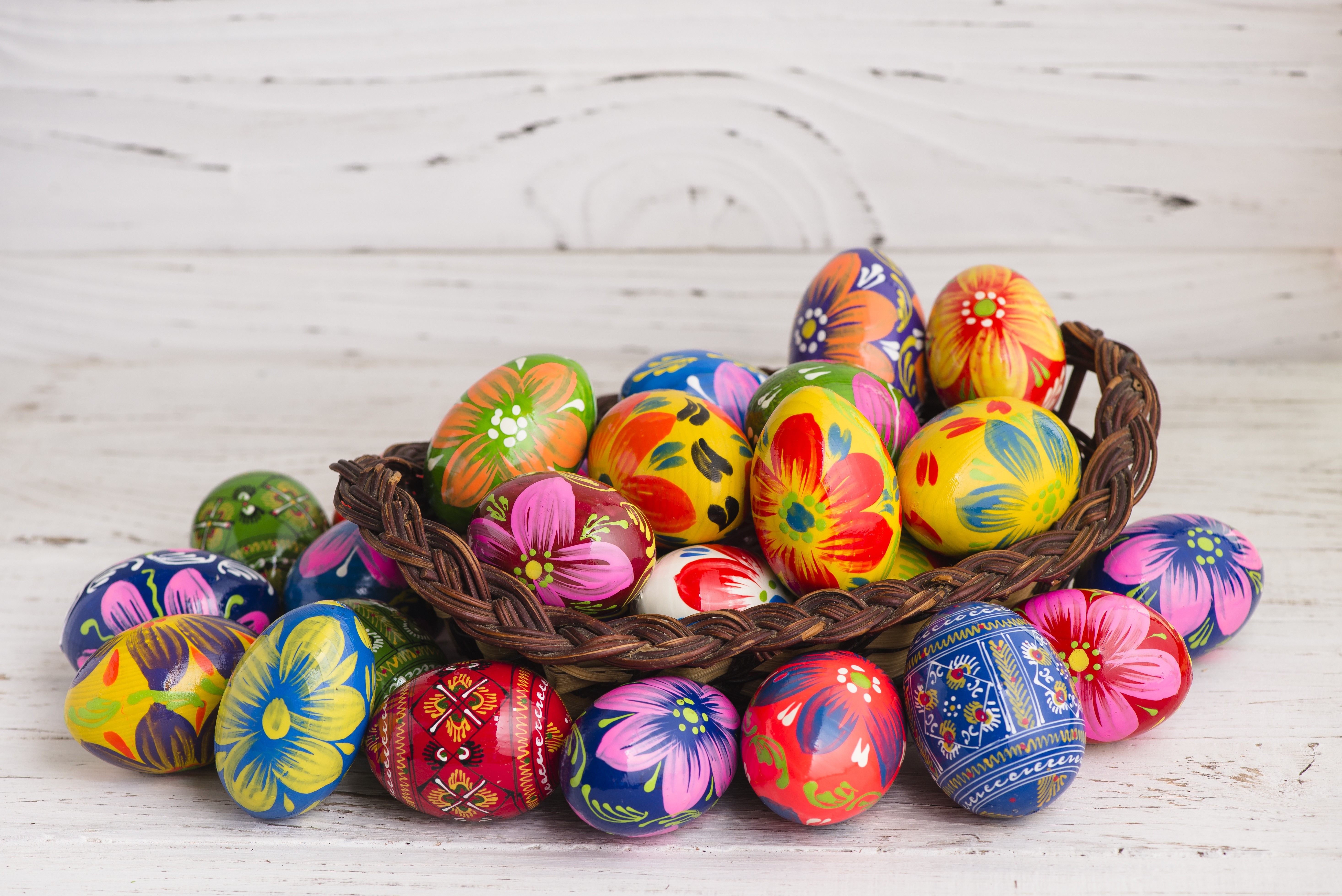 4K Easter Eggs in a Basket HD Wallpaper