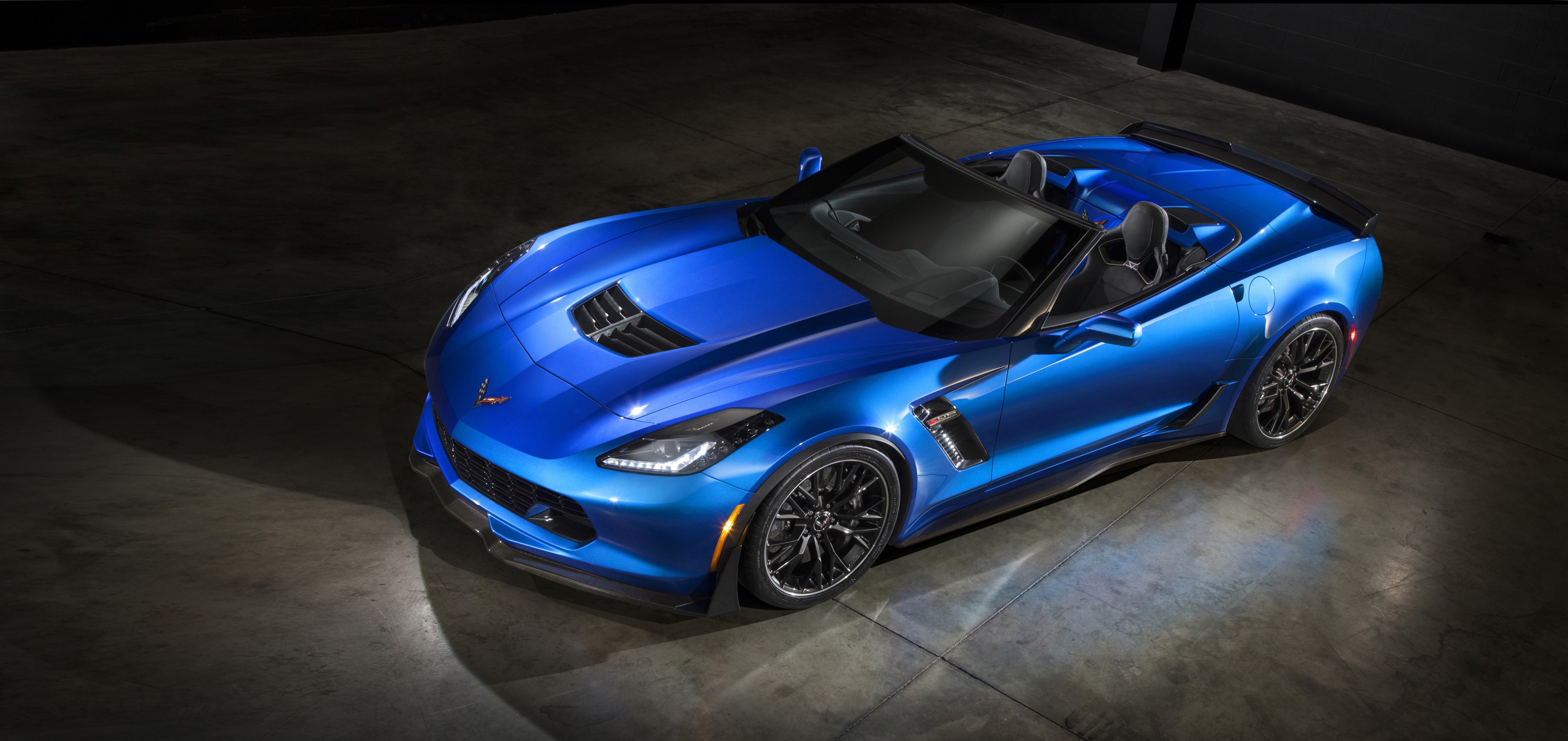 Blue Chevrolet Corvette Convertible HD Wallpaper