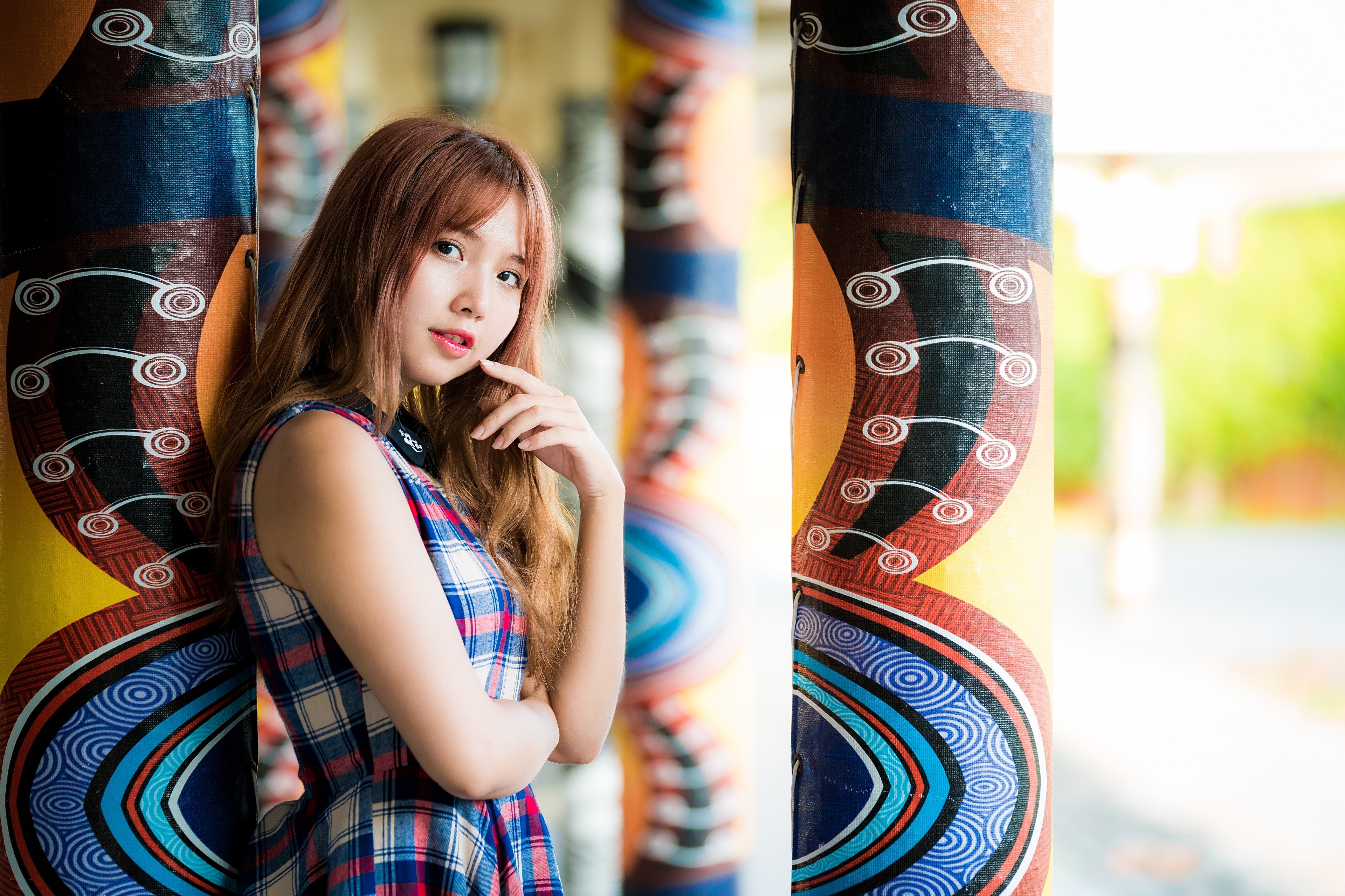 4K Portrait of Asian Woman in Colorful Dress HD Wallpaper