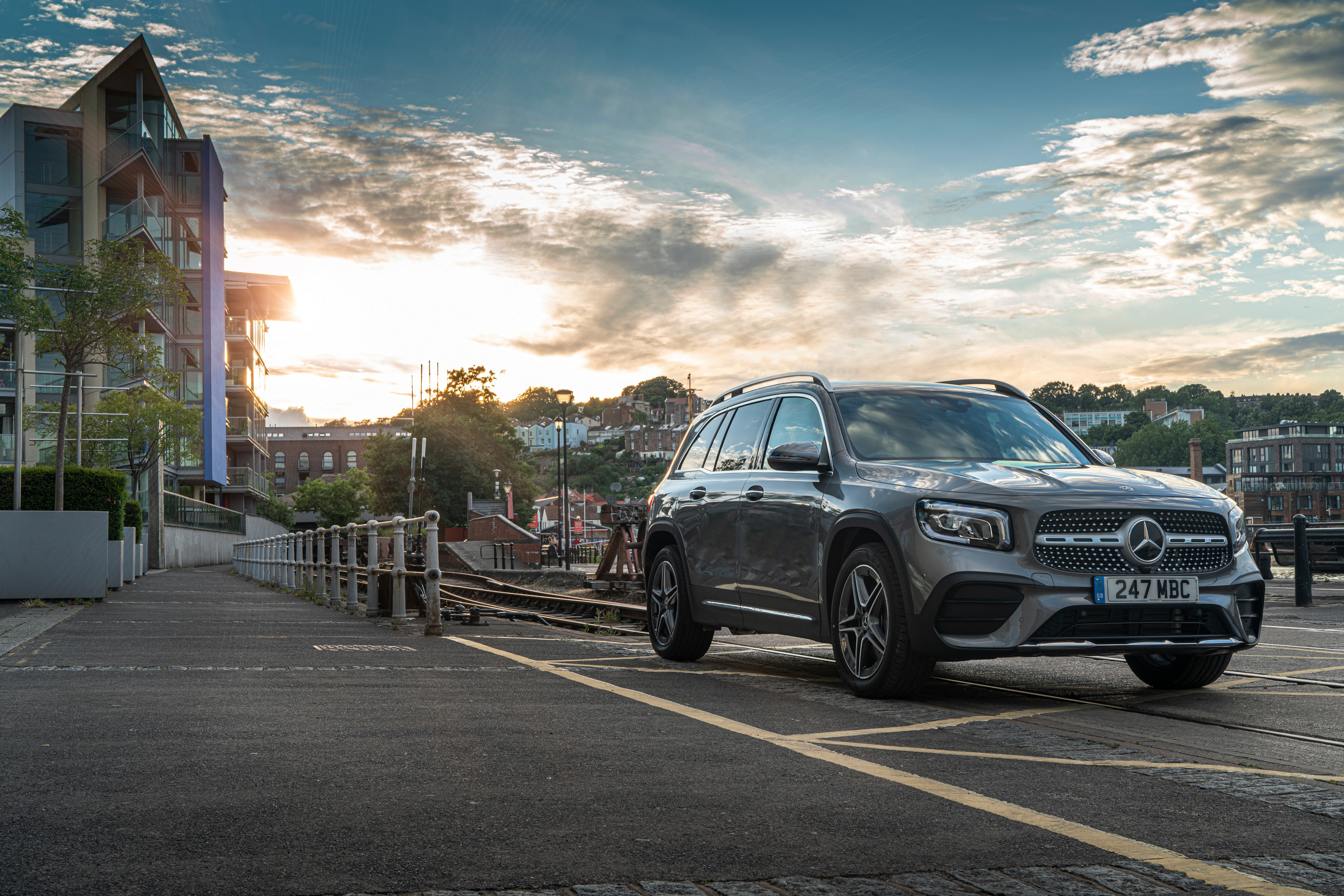 Mercedes-Benz GLB 220 d 4MATIC X247 HD Wallpaper