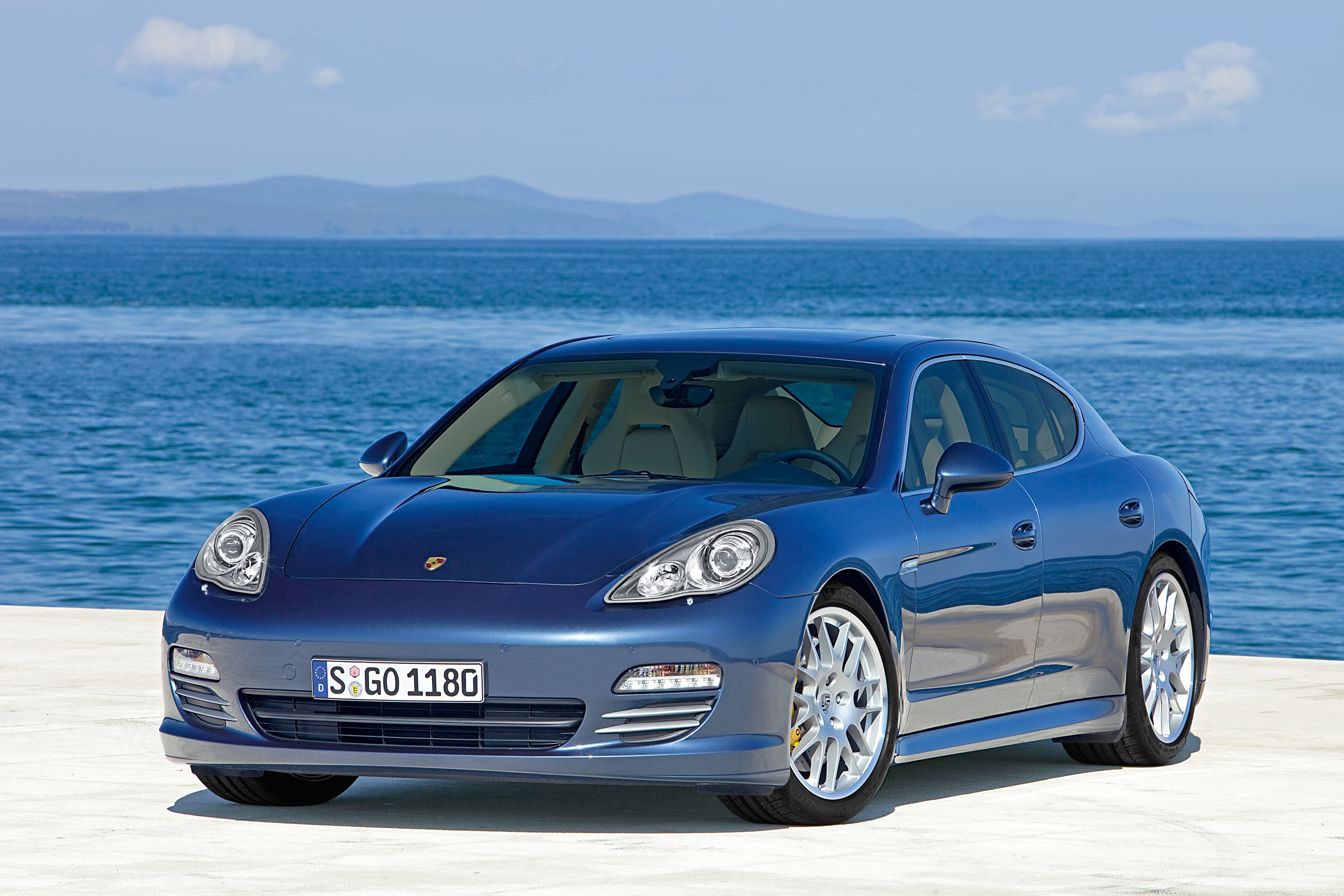 Blue Porsche Panamera 4S by the Sea HD Wallpaper