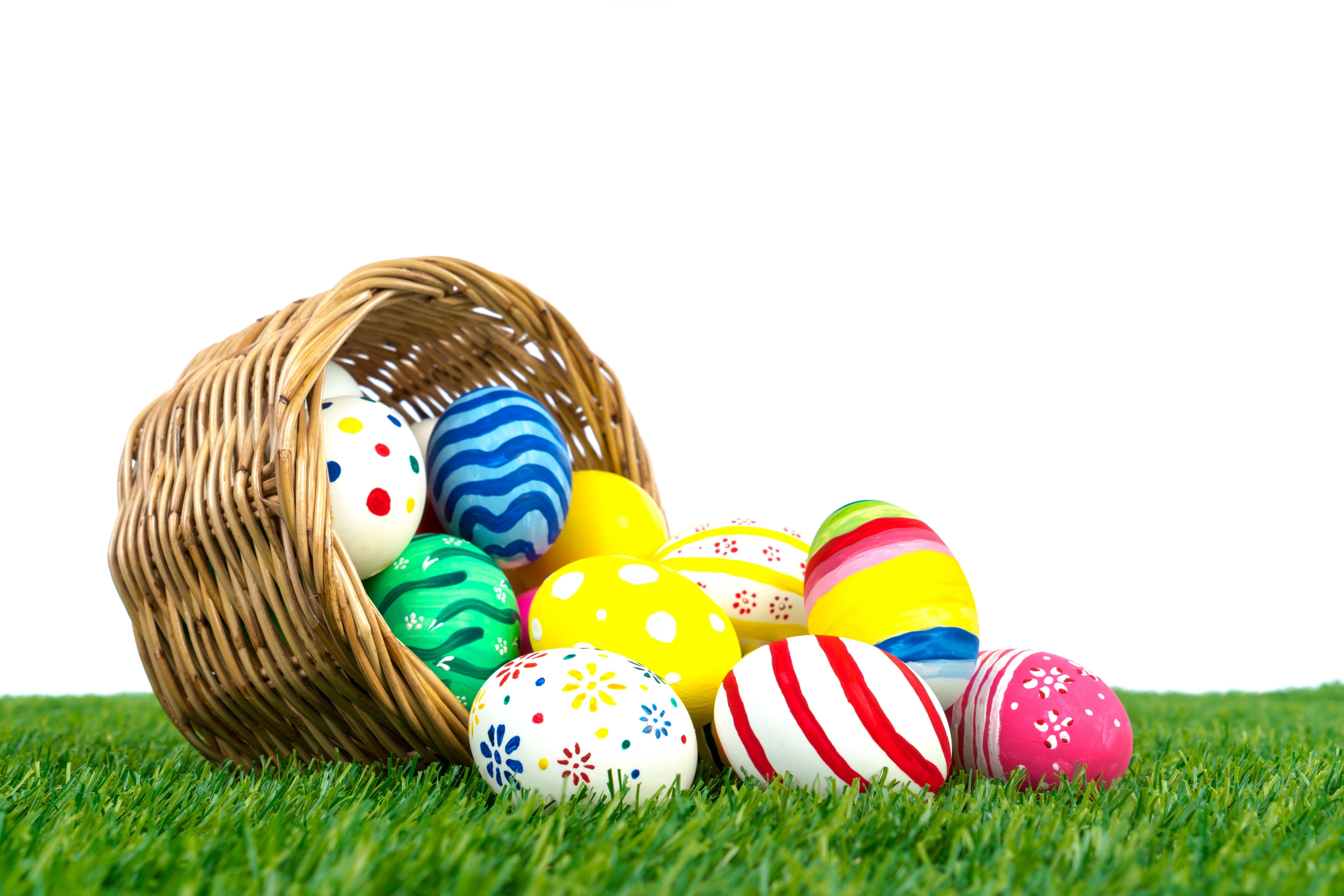 Easter Eggs in a Basket on Grass HD Wallpaper