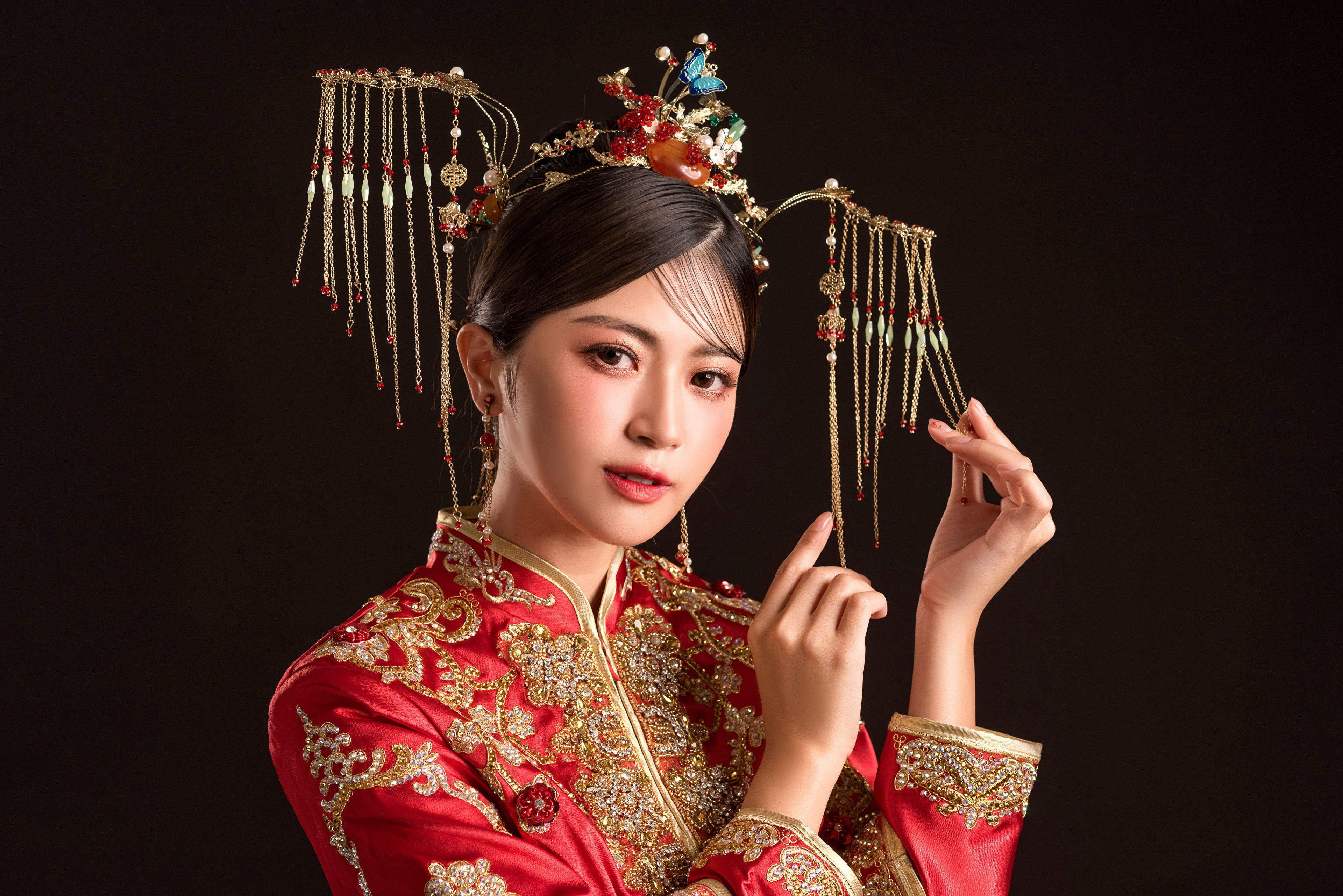 Asian woman in traditional red dress and headdress HD Wallpaper