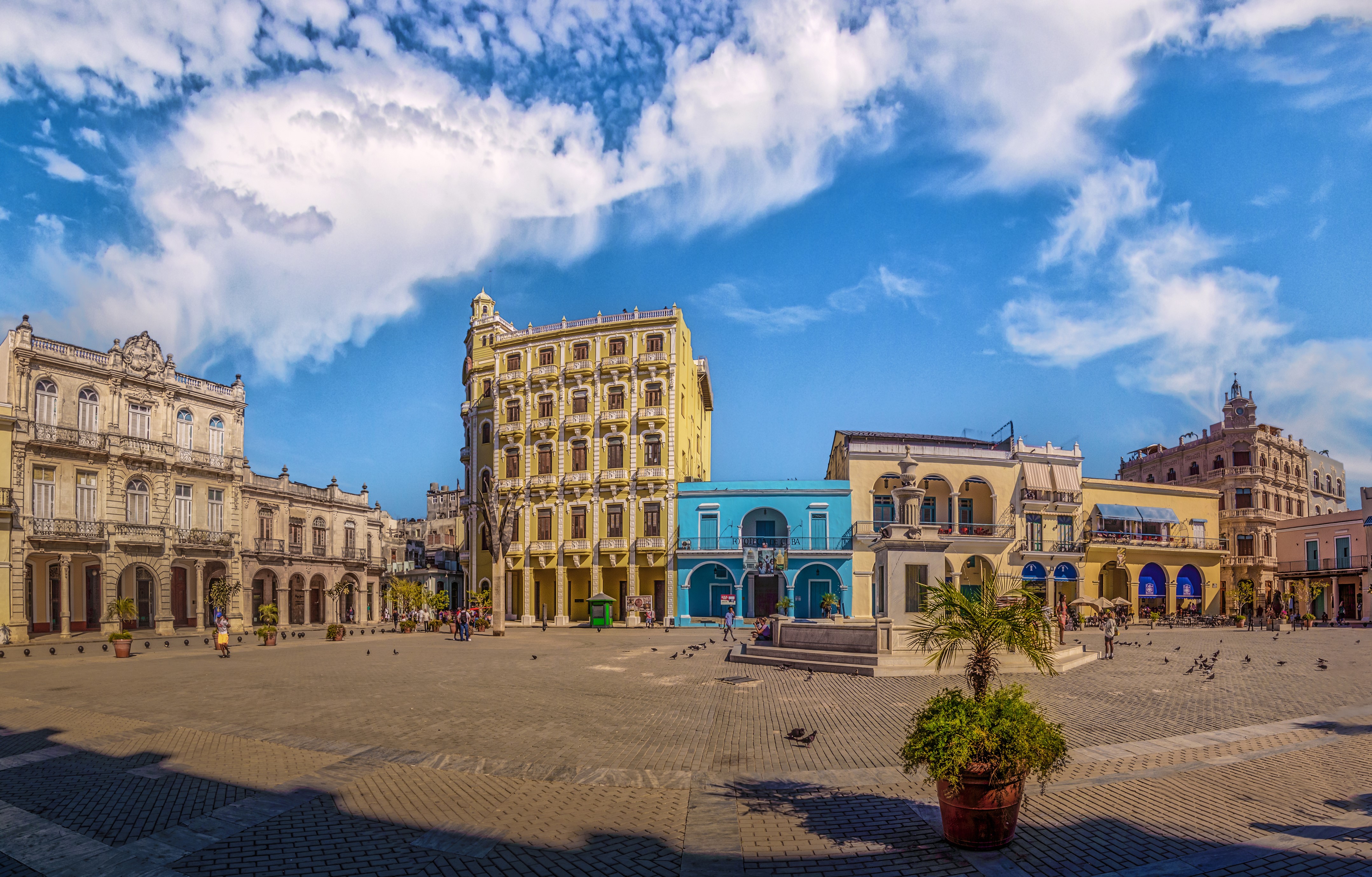 4K View of Havana Town Square with Colorful Houses HD Wallpaper