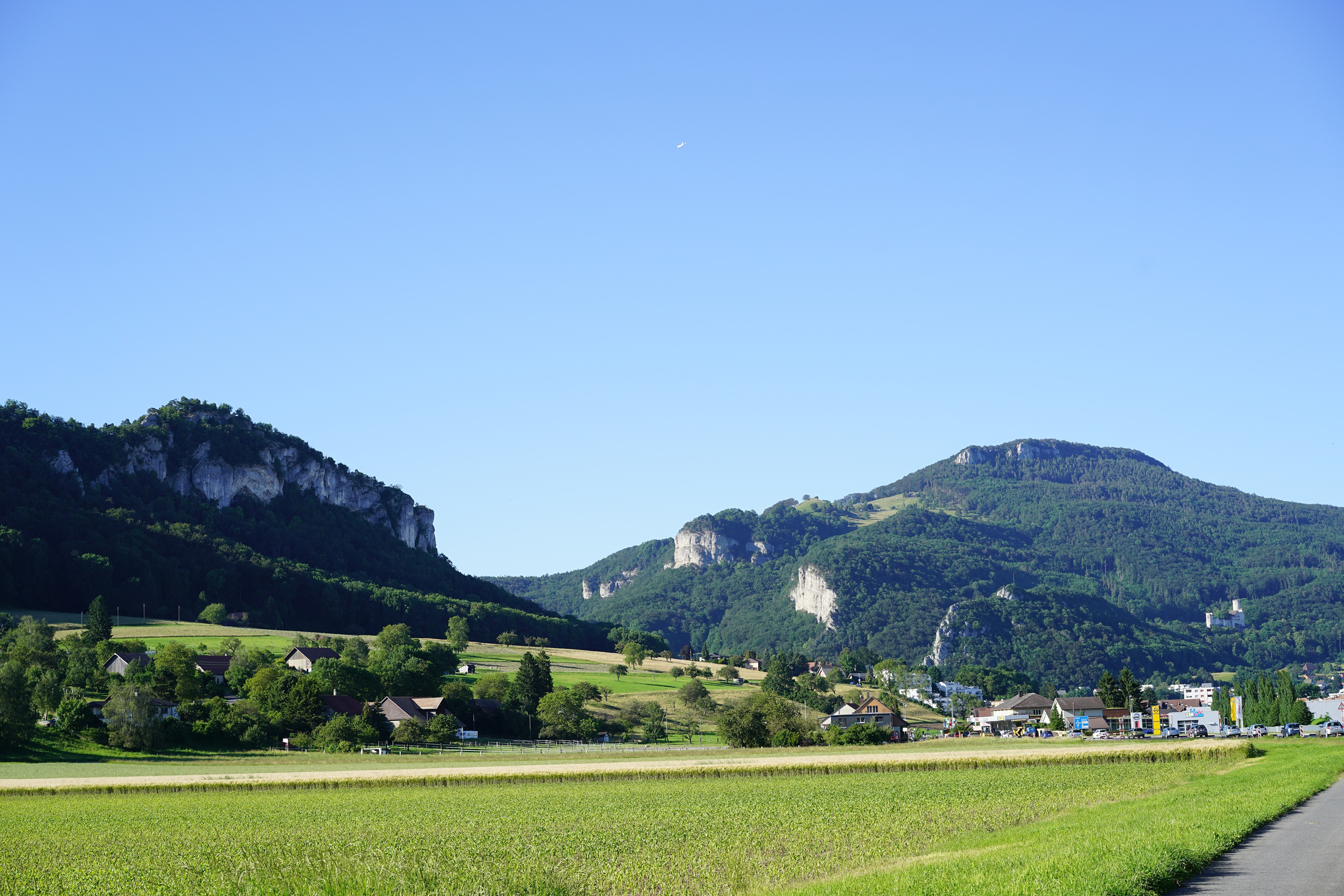 Mountains and village in Oensingen, Solothurn, Switzerland HD Wallpaper