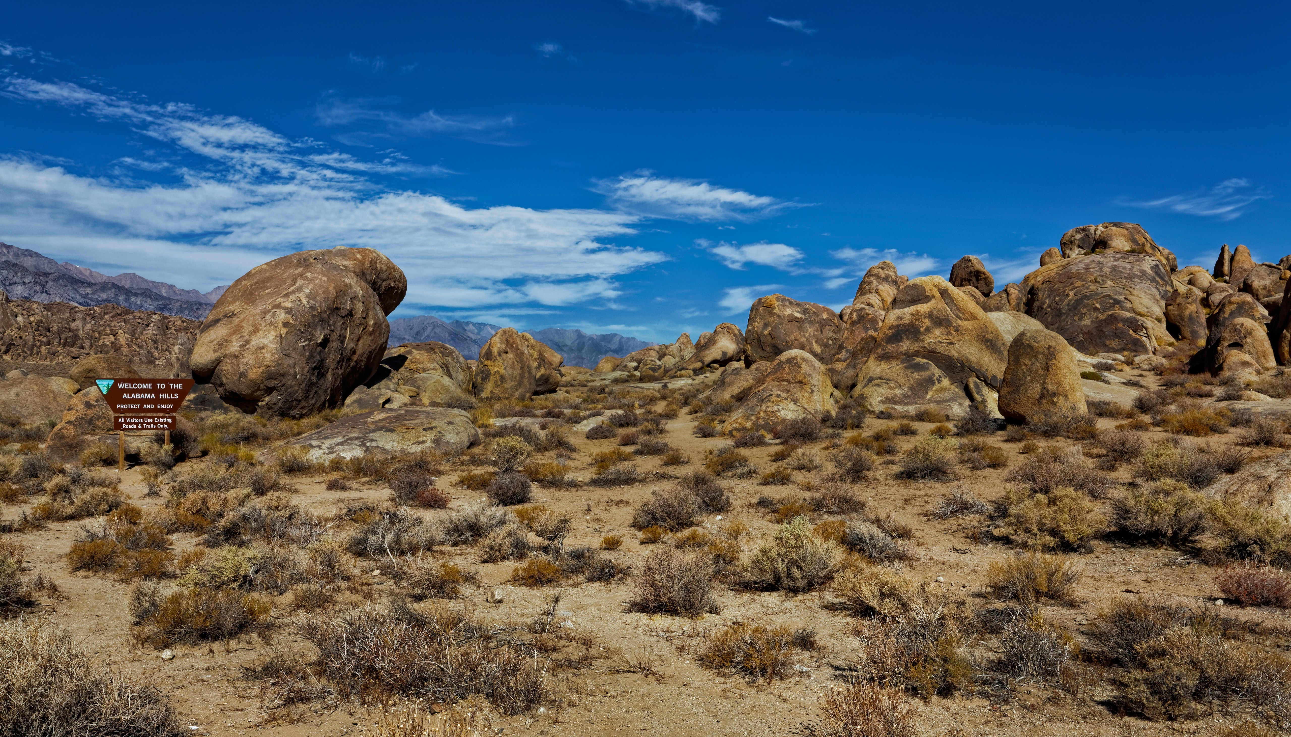 Alabama Hills, California, USA HD Wallpaper