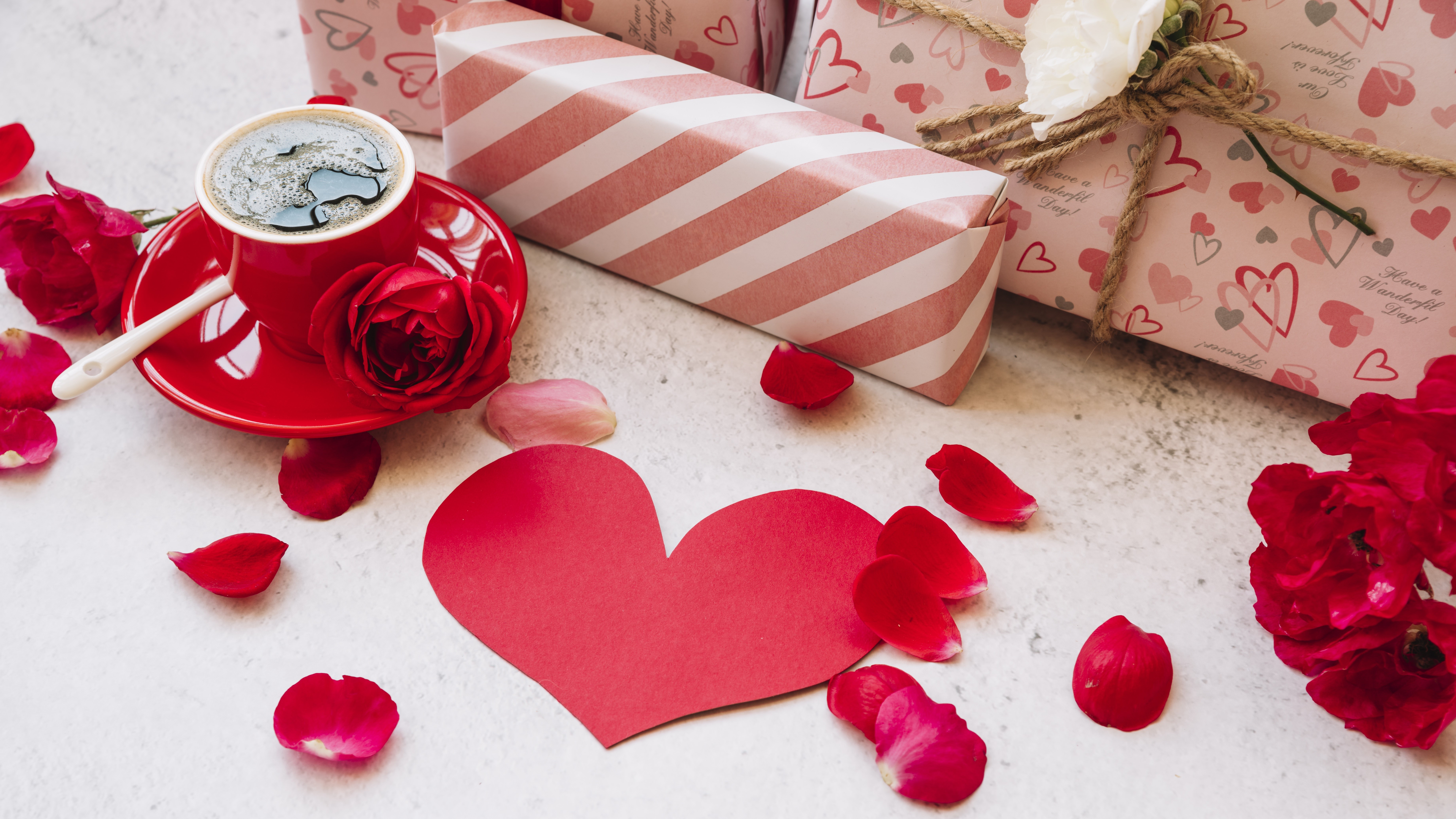 Valentine's Day Coffee with Roses and Gifts HD Wallpaper