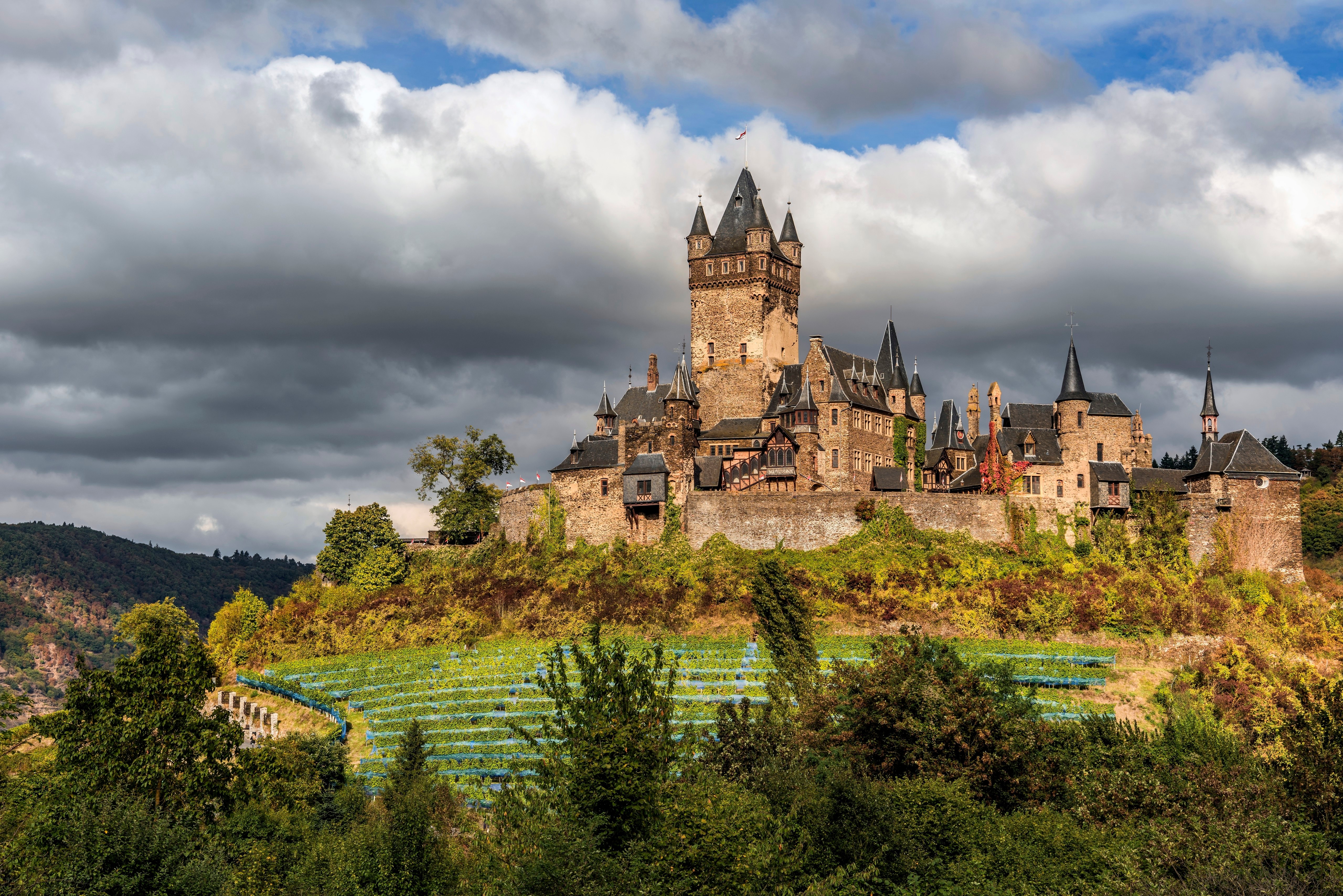 Cochem Castle in Rheinland-Pfalz, Germany with clouds HD Wallpaper