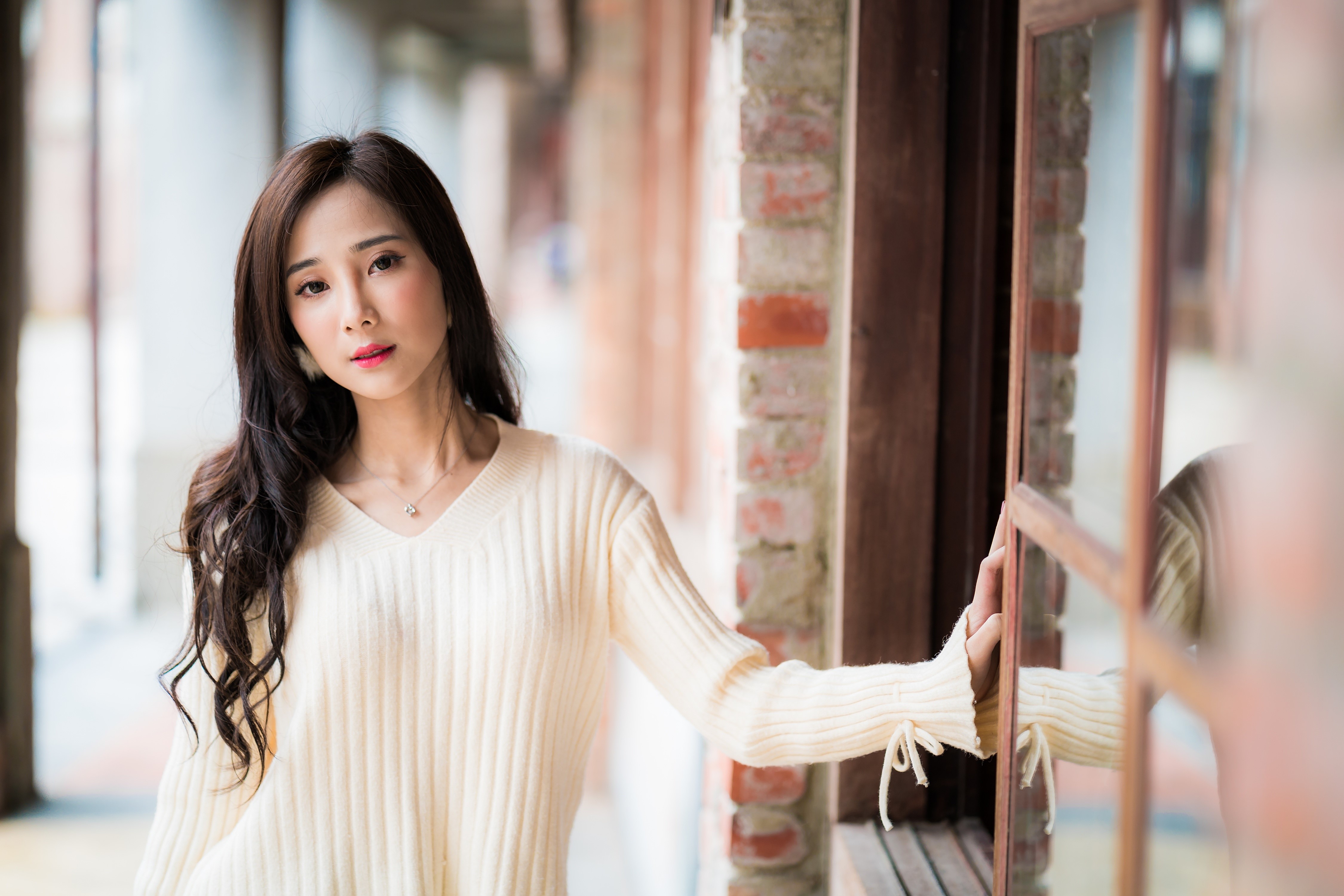 4K Asian Woman in Cream Sweater HD Wallpaper