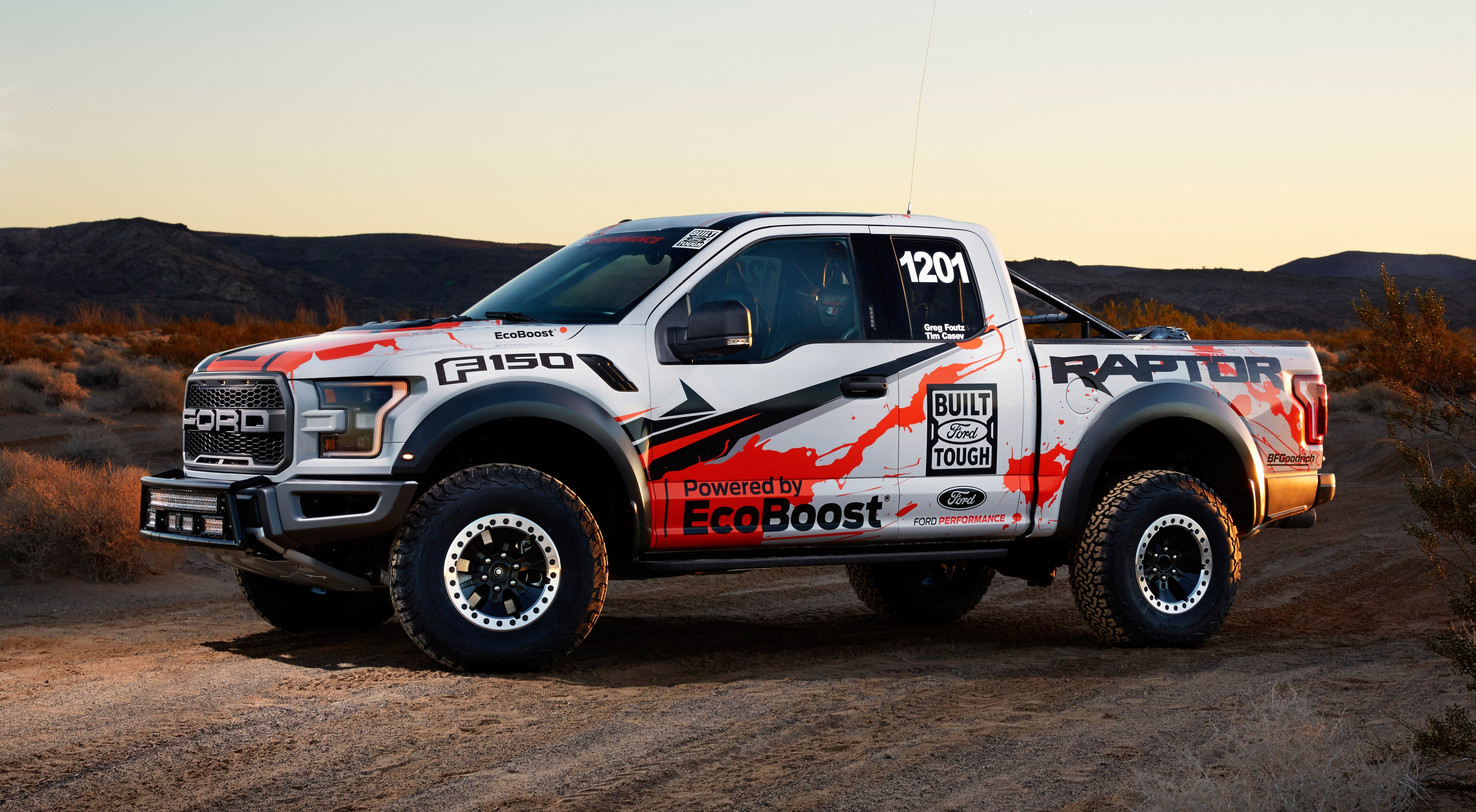 Ford F-150 Raptor Race Truck HD Wallpaper