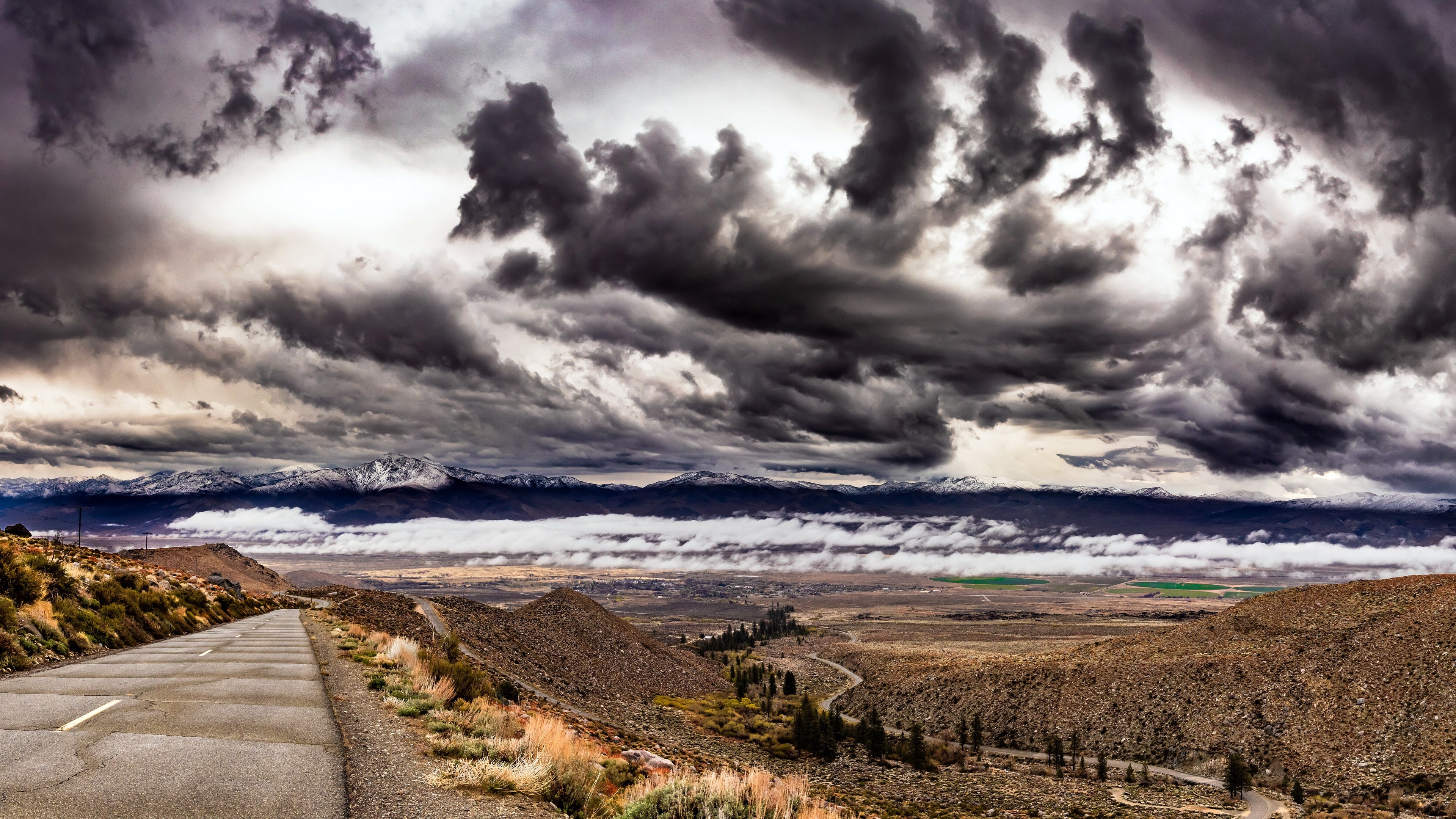 Road through Owens Valley, California under thunderclouds HD Wallpaper