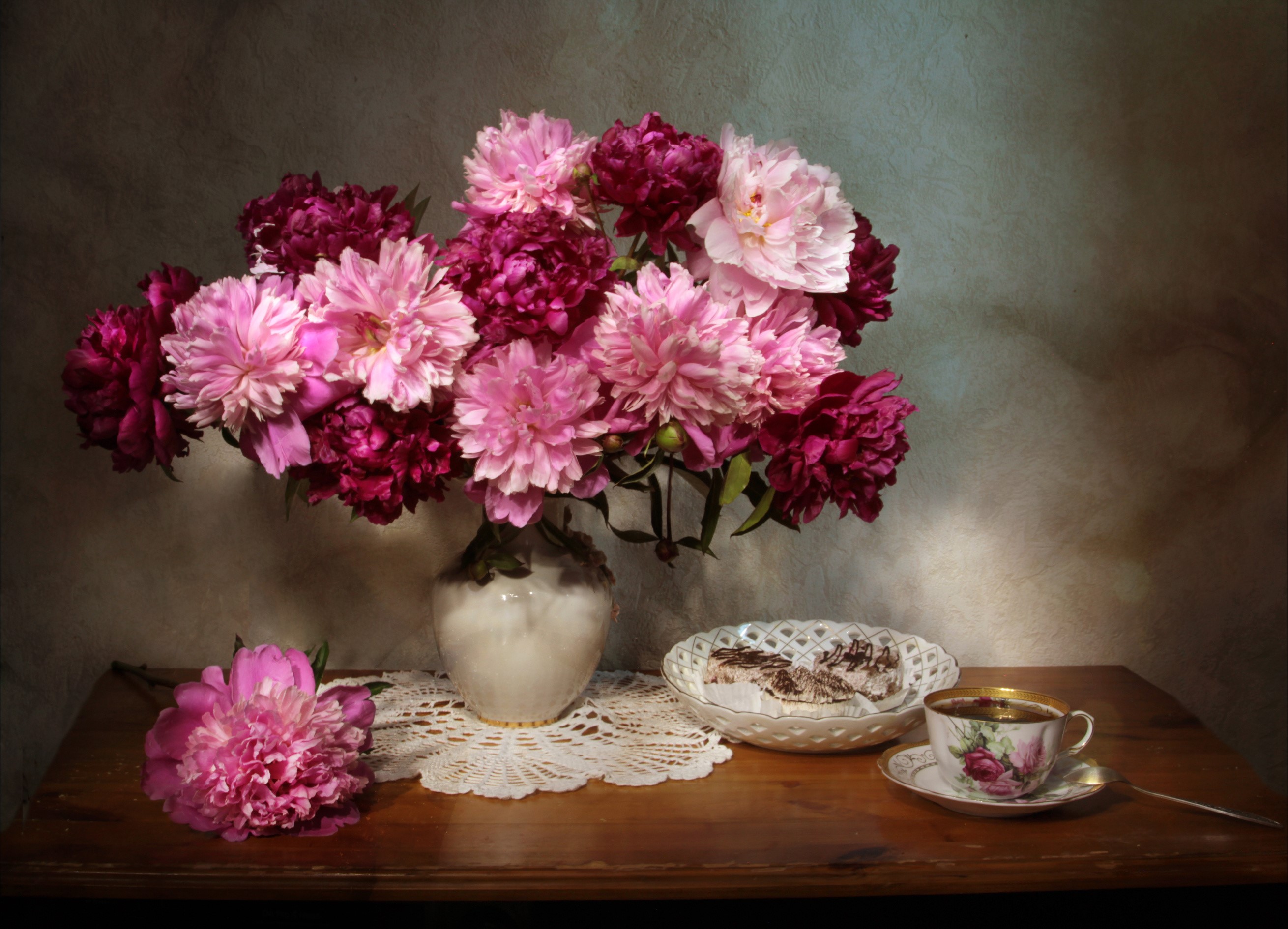 Peonies in a vase with tea and cakes HD Wallpaper