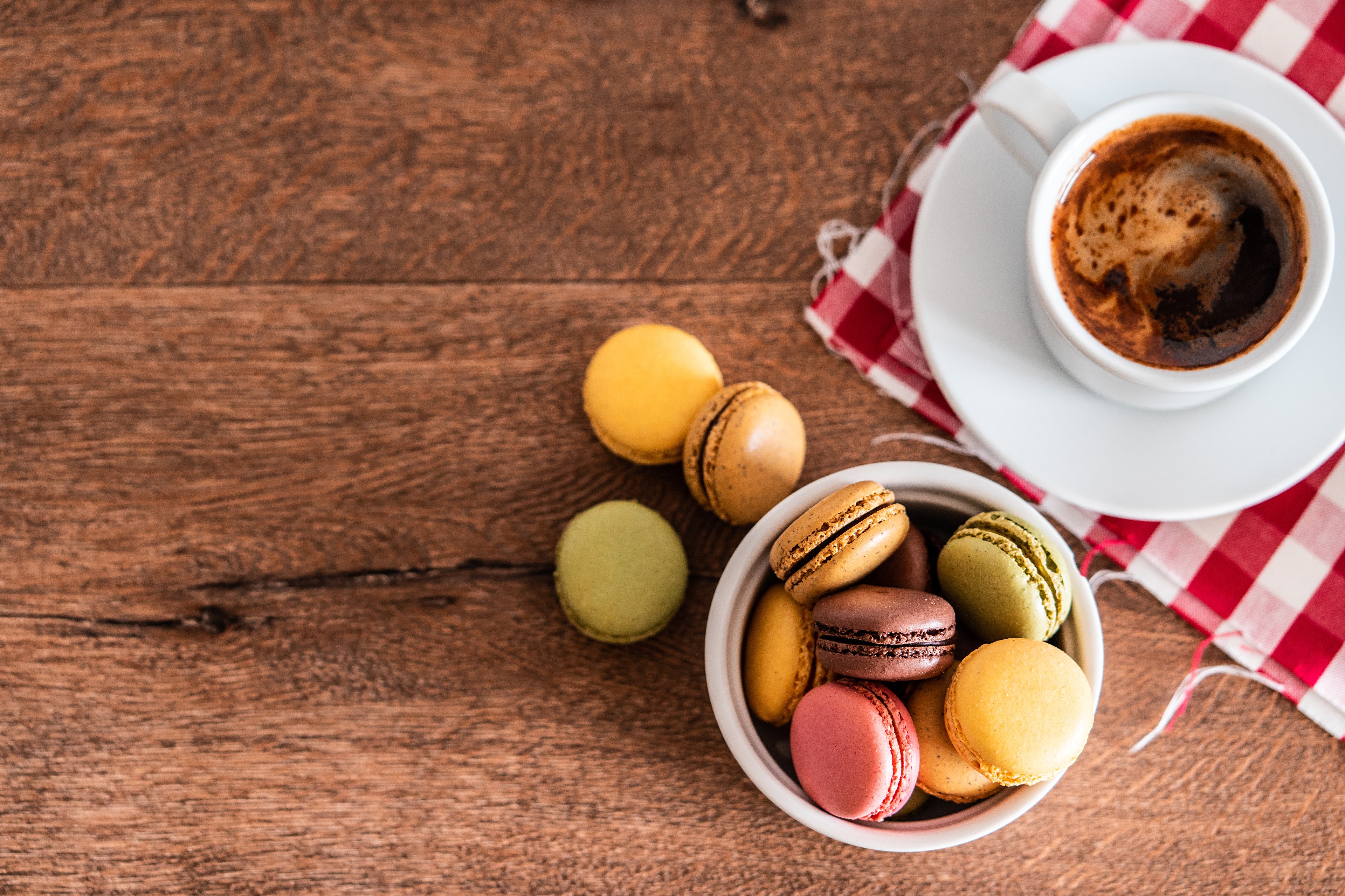 Coffee Cup and Macarons on Wooden Table HD Wallpaper