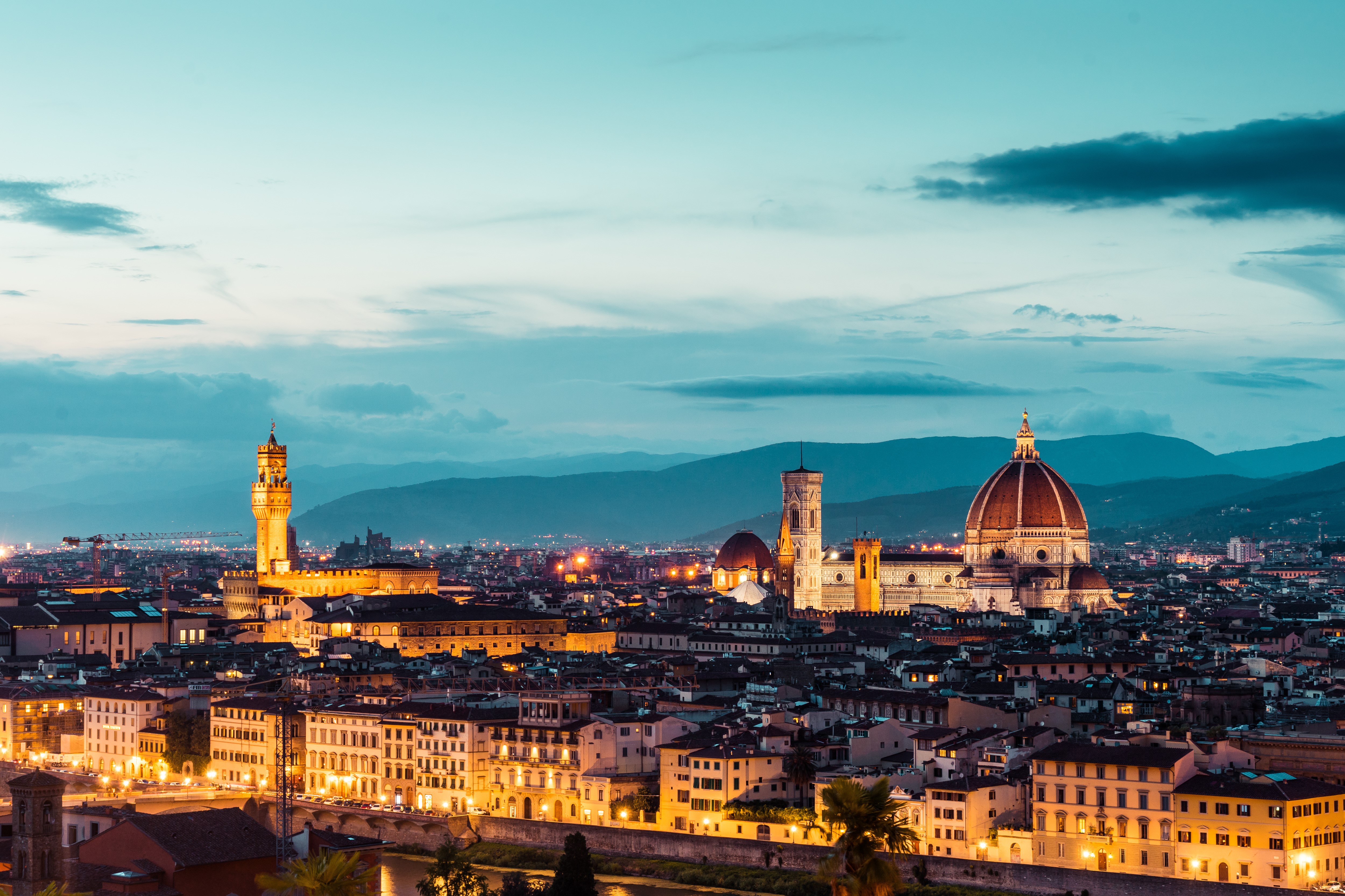 Florence cityscape with Duomo S. Maria del Fiore at dusk HD Wallpaper