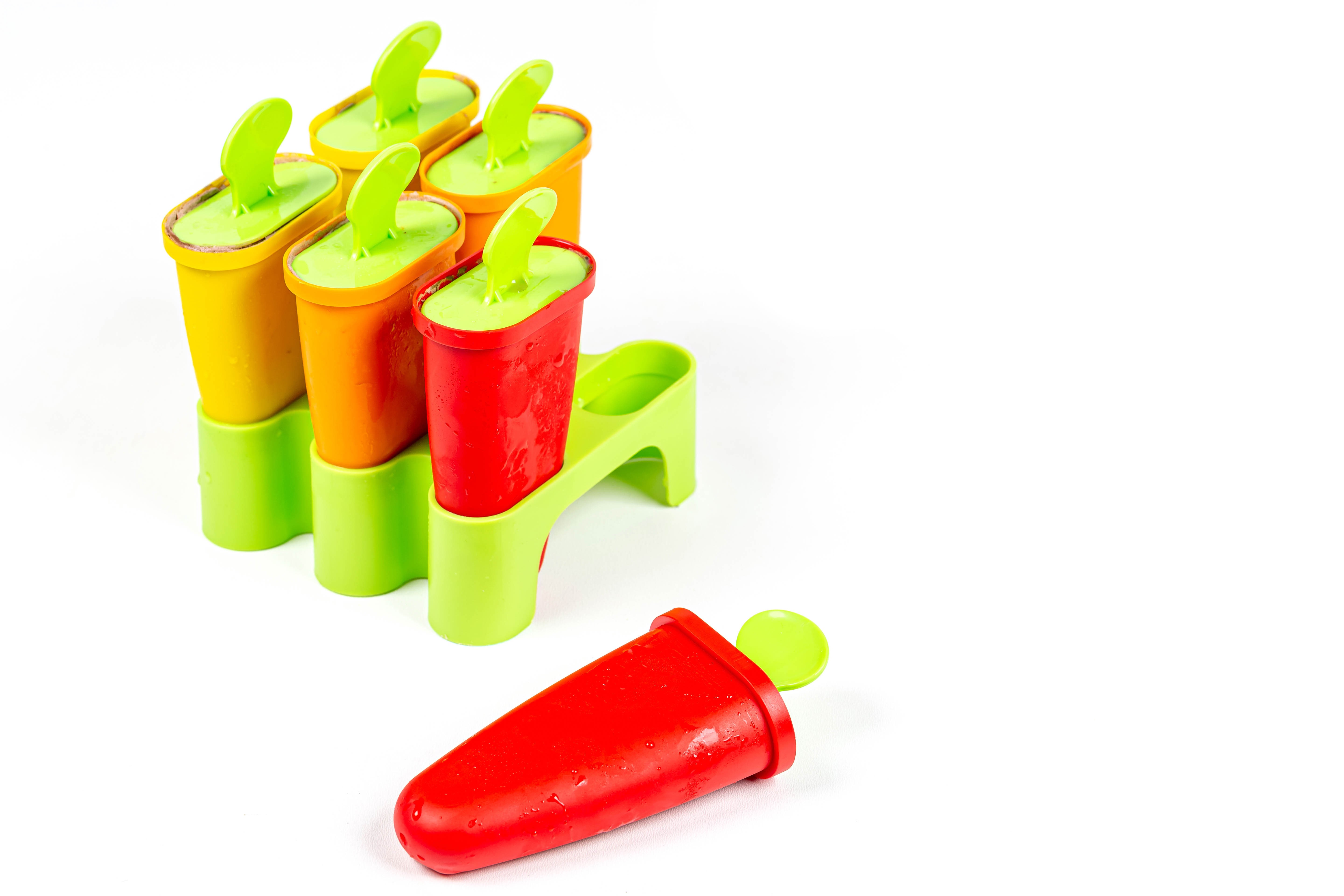Popsicle Molds with Green Handles and Lids HD Wallpaper