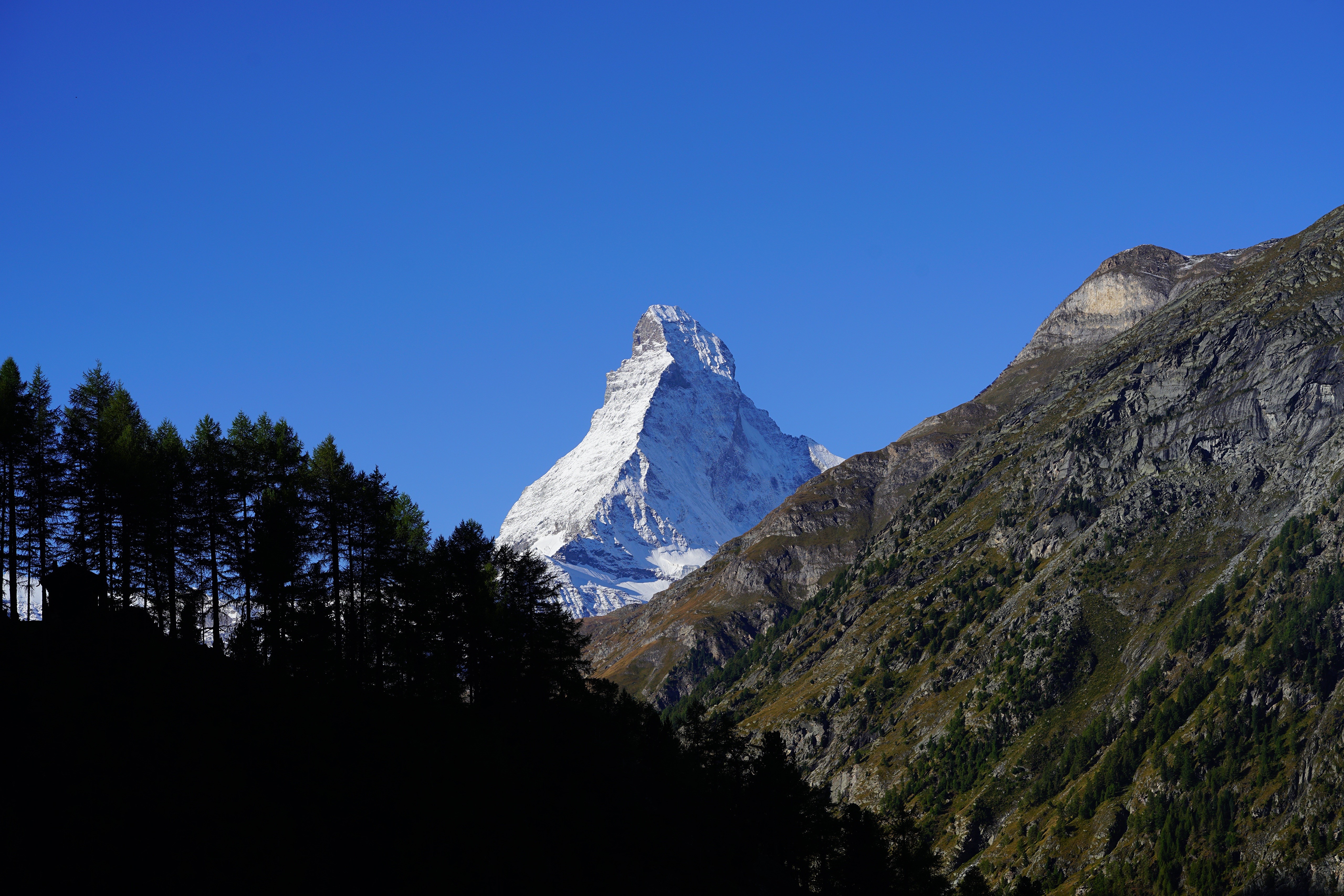 Matterhorn mountain in the Pennine Alps, Switzerland HD Wallpaper