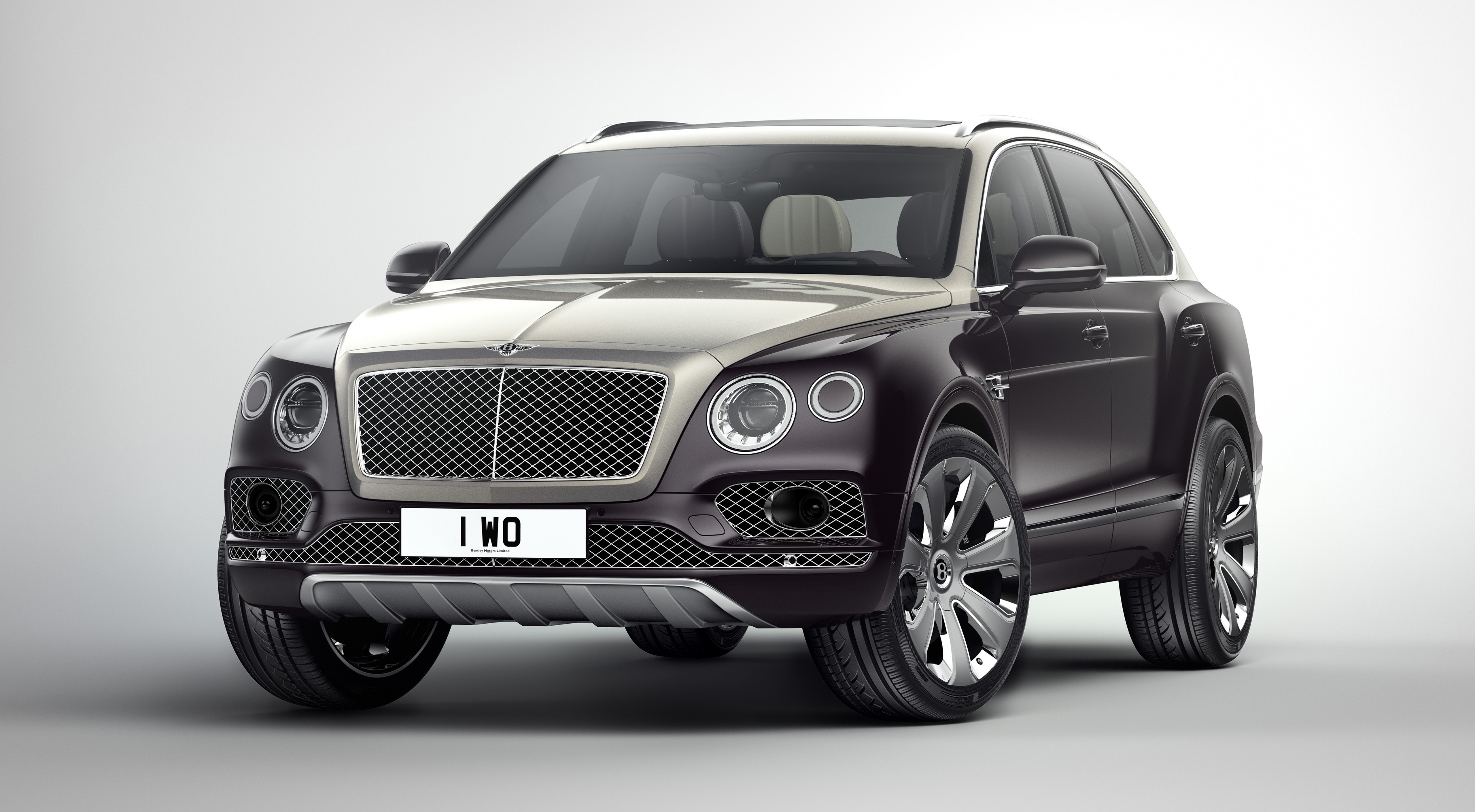 Bentley Bentayga luxury SUV HD Wallpaper