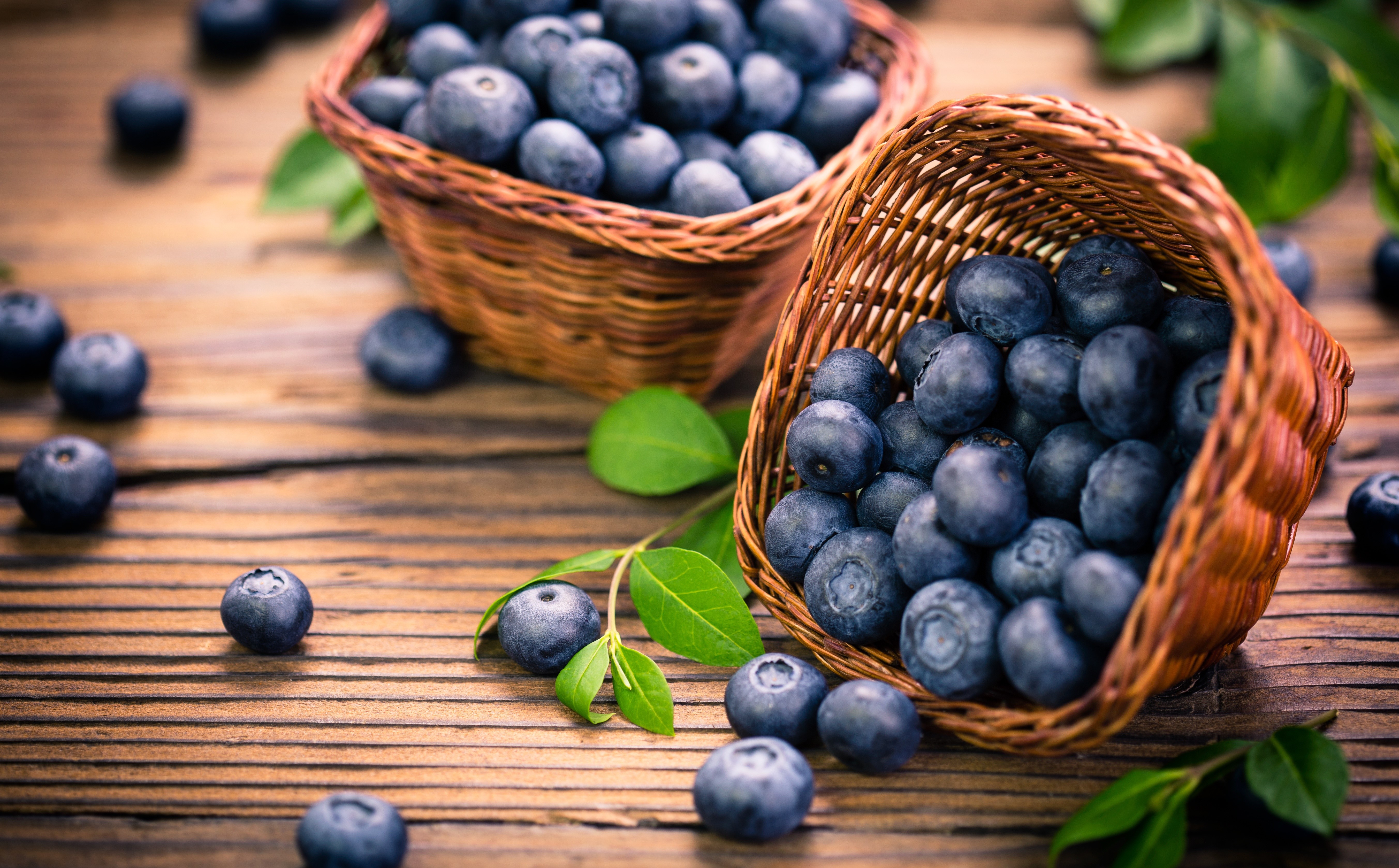 Blueberries in Wicker Baskets HD Wallpaper