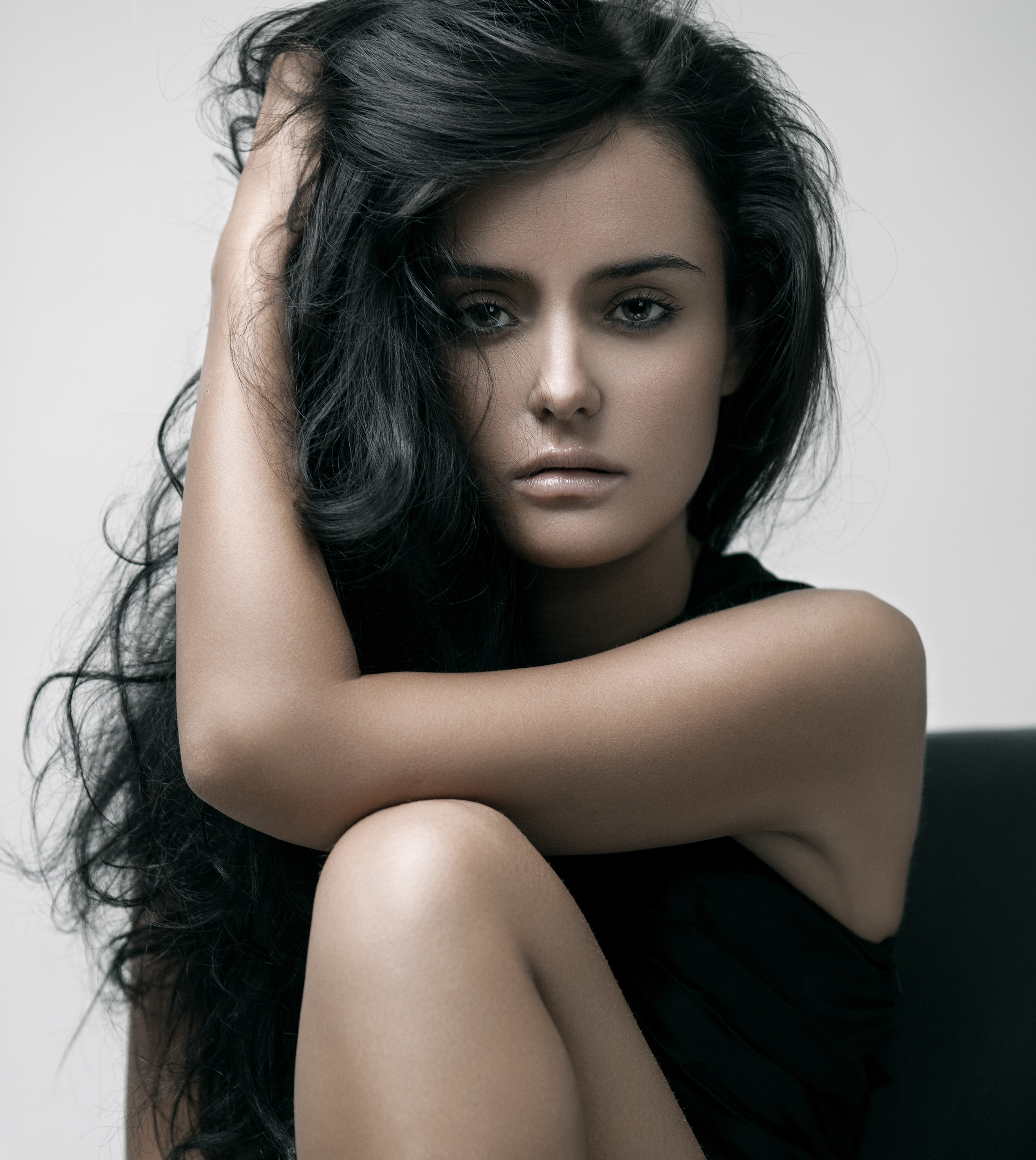 Brunette woman with dark hair posing HD Wallpaper